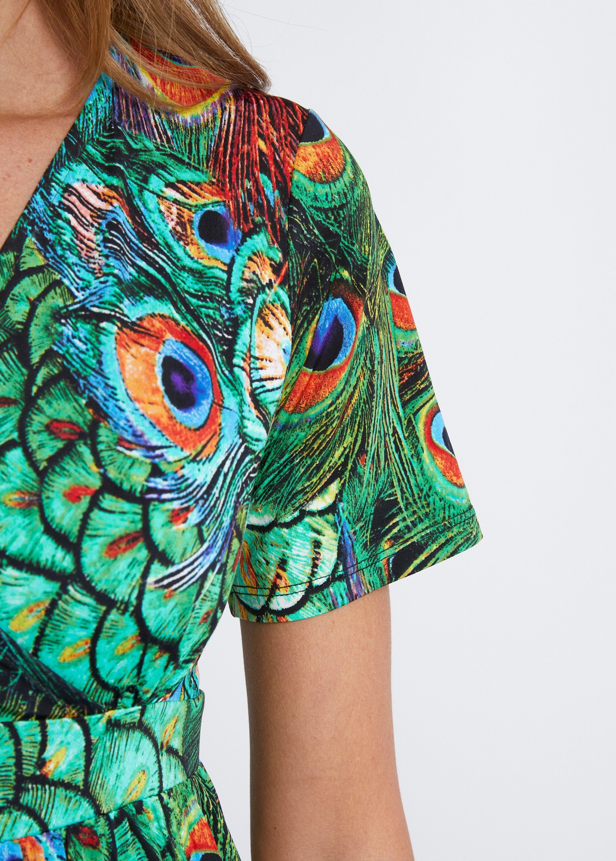 Lange_jurk_met_wikkelhals_Imp_vert_DE3_slim