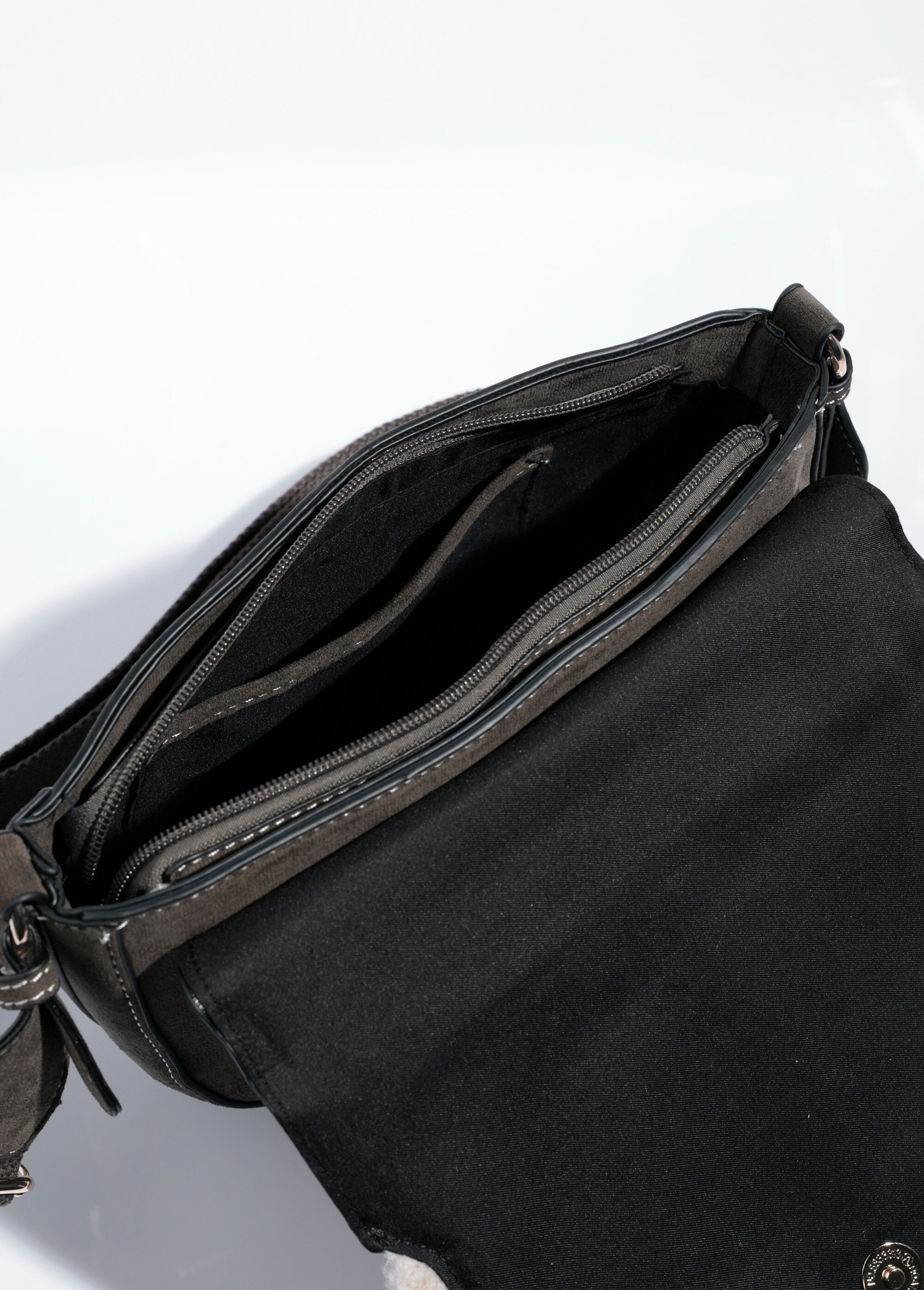 Suedine_en_bont_handtas_halve_maan_Kaki_DE1_slim