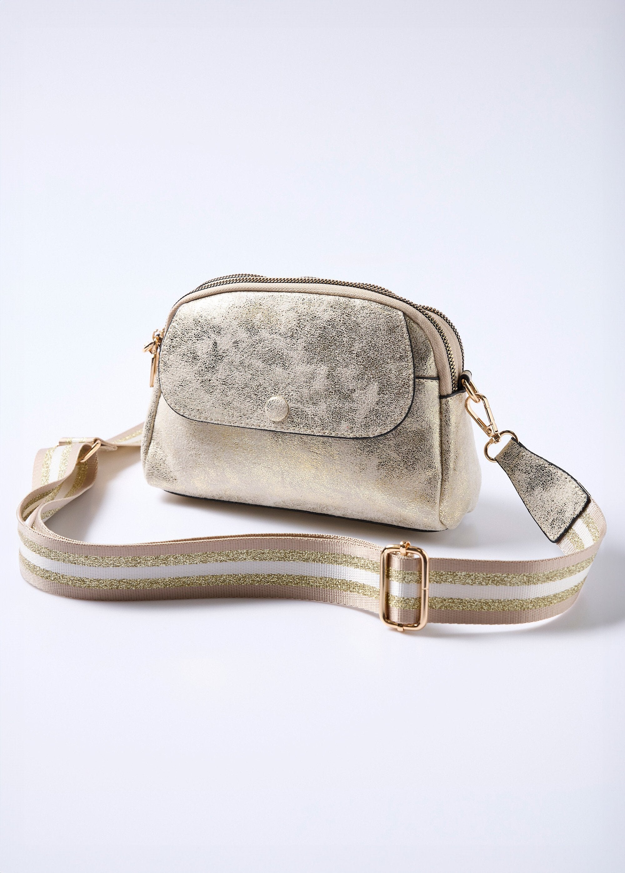 Metallic_tas_van_imitatieleer_met_schouderriem_Dore_FA1_slim