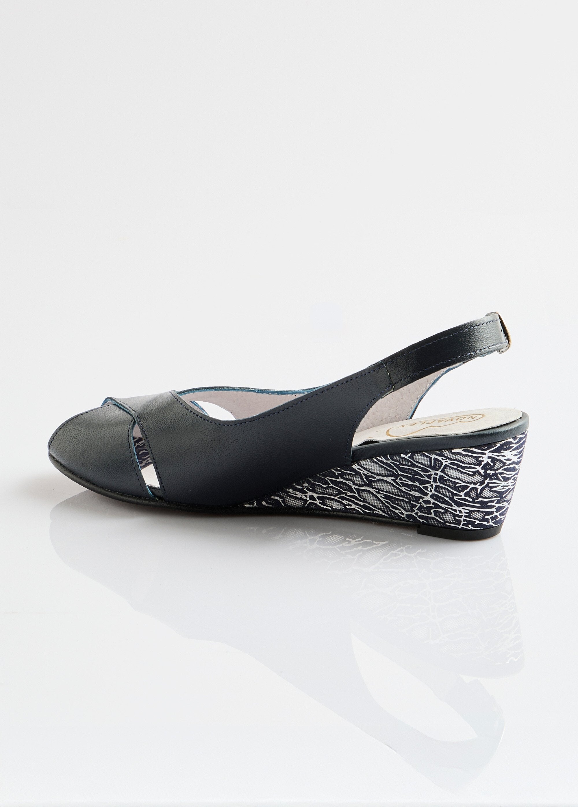 Leren_sandalen_met_open_teen_Marien_DO1_slim