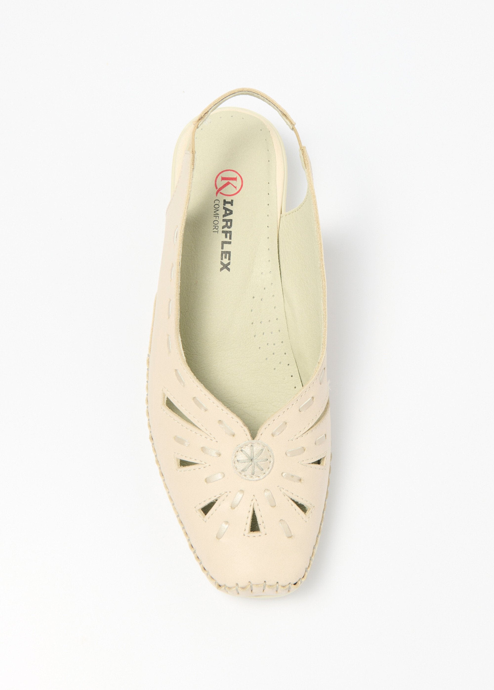 Leren_comfort_sandalen_met_gesloten_teen_Beige_OV1_slim