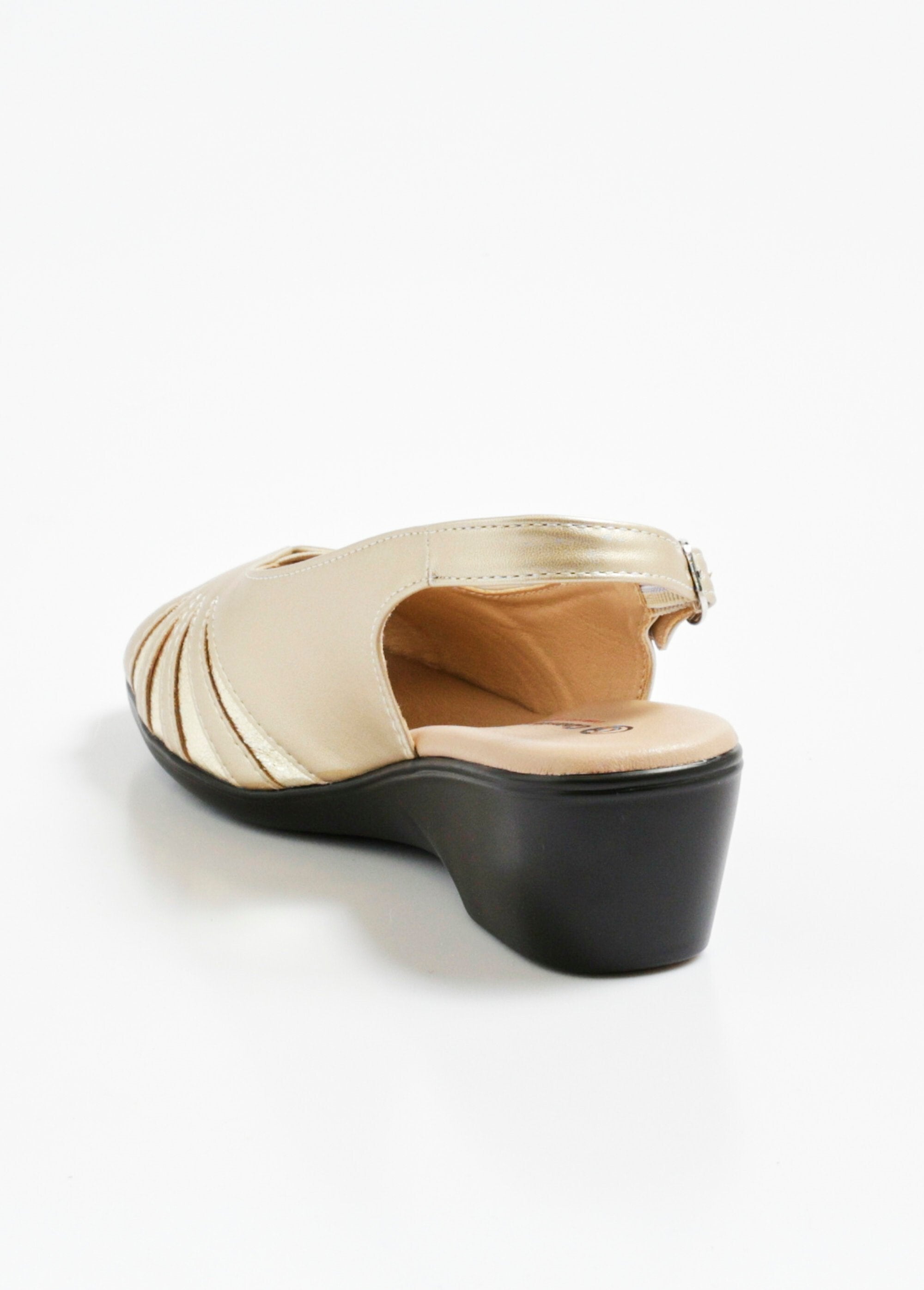 Sandalen_met_metallic_details_en_open_teen_Dore_DO1_slim