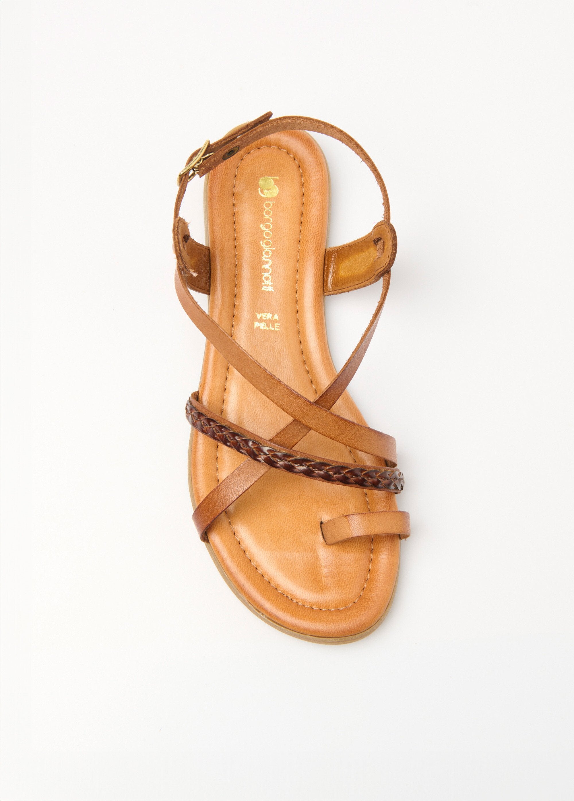 Platte_leren_sandalen_met_meerdere_banden_Brique_OV1_slim