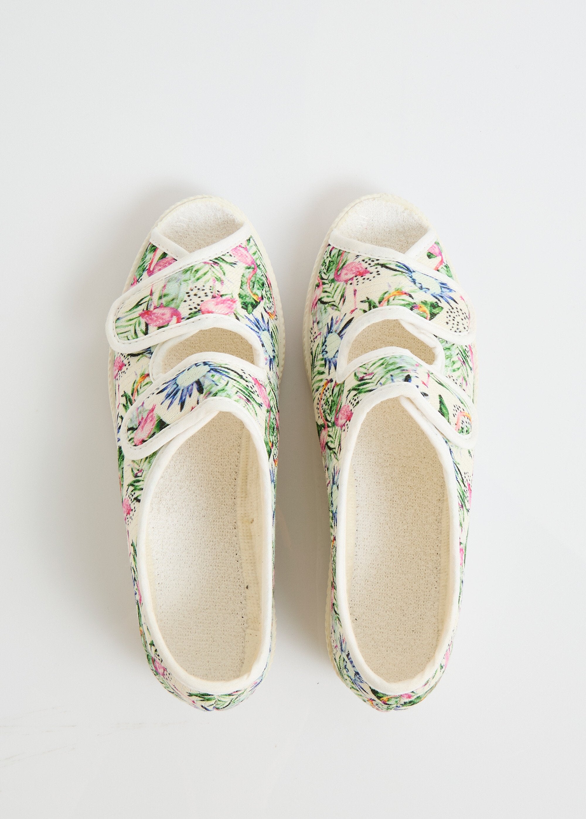 Comfortabele_sandalen_met_open_teen_Gedrukt_OV1_slim