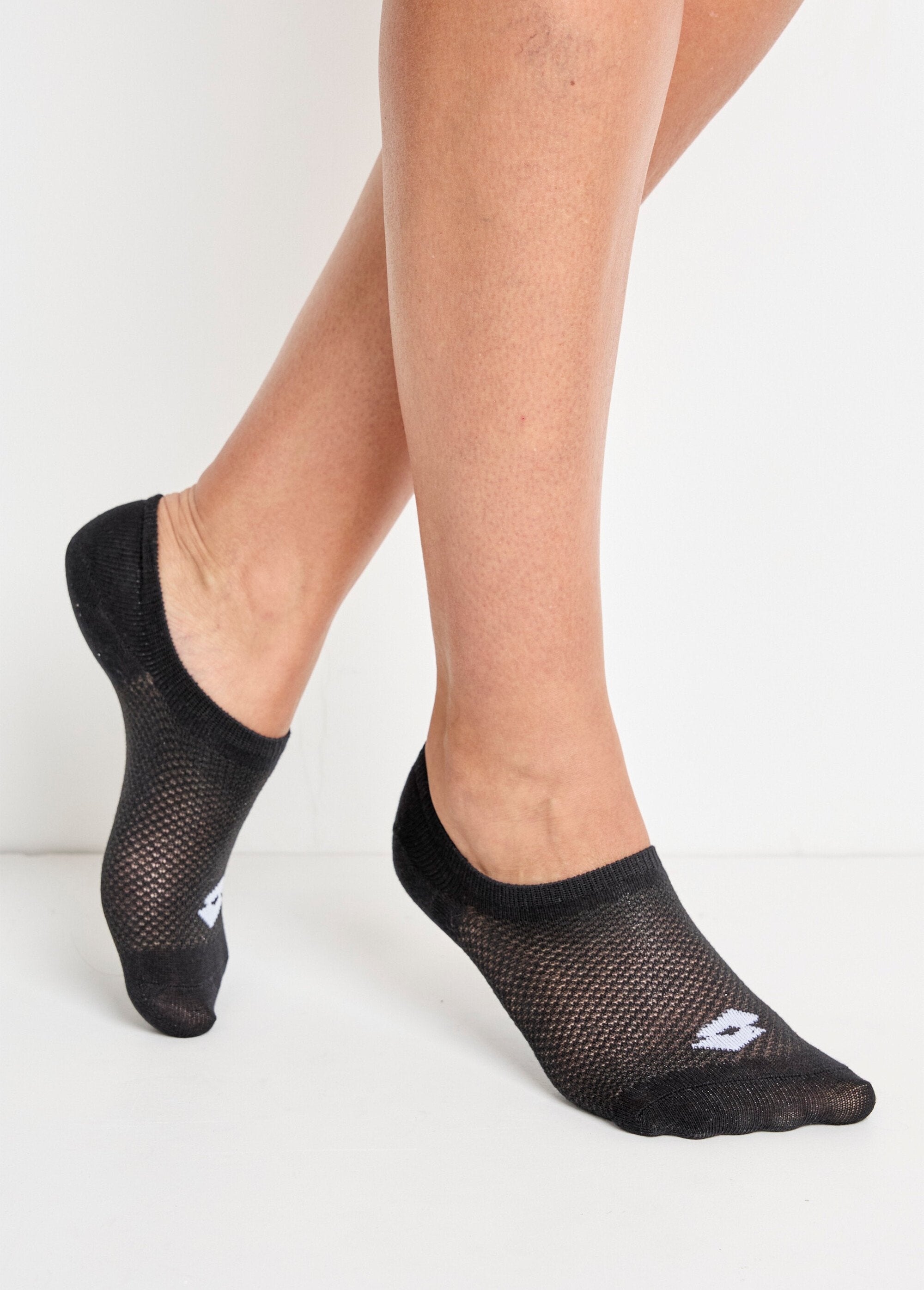 Onzichtbare_geribde_sokken_Noir_FA2_slim