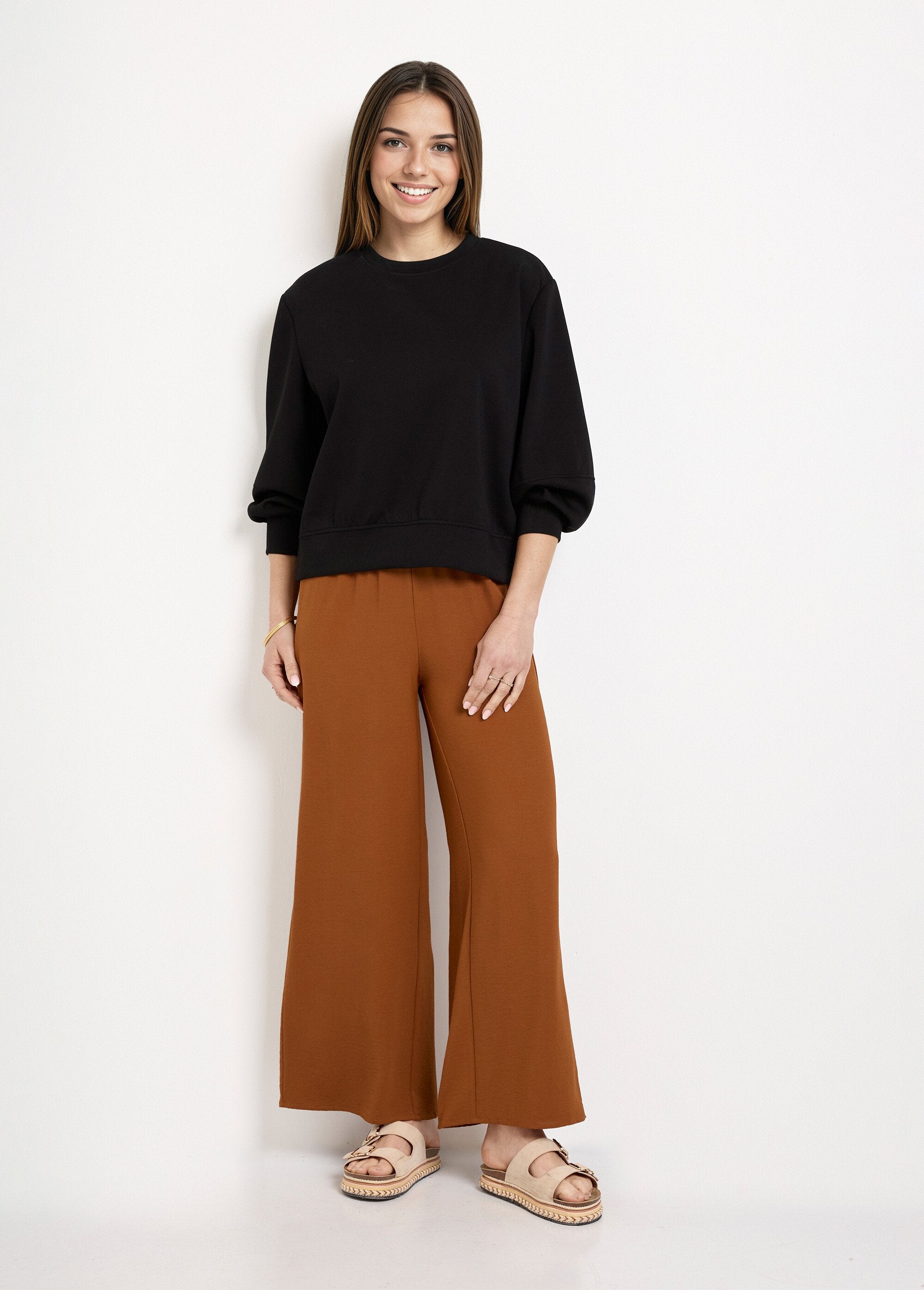 Zacht_gebreid_sweatshirt_met_ronde_hals_Noir_SF1_slim