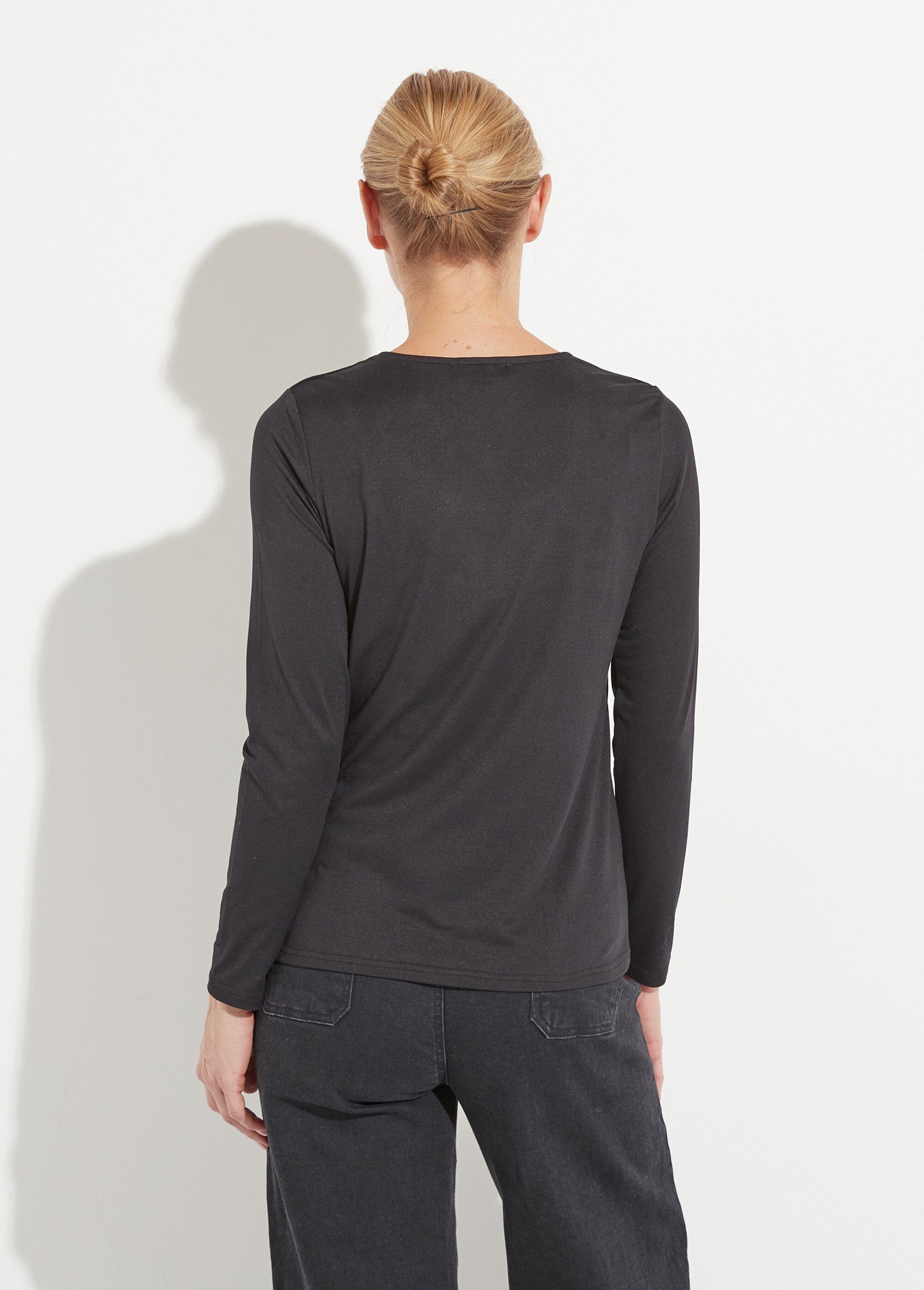 T-shirt_met_lange_mouwen_Noir_DO1_slim