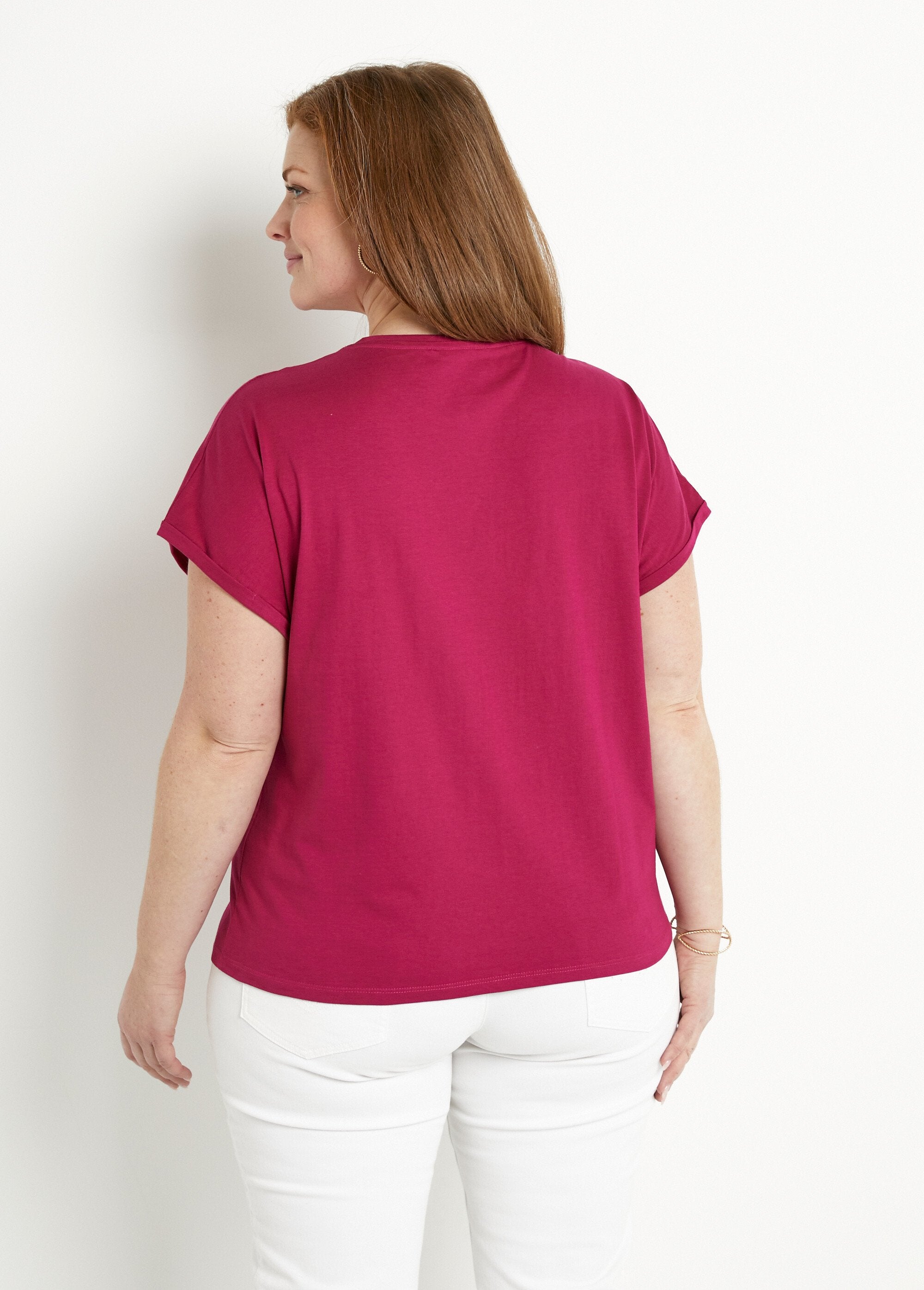 Effen_katoenen_T-shirt_met_pailletten,_korte_mouwen_Cassis_DO1_curvy