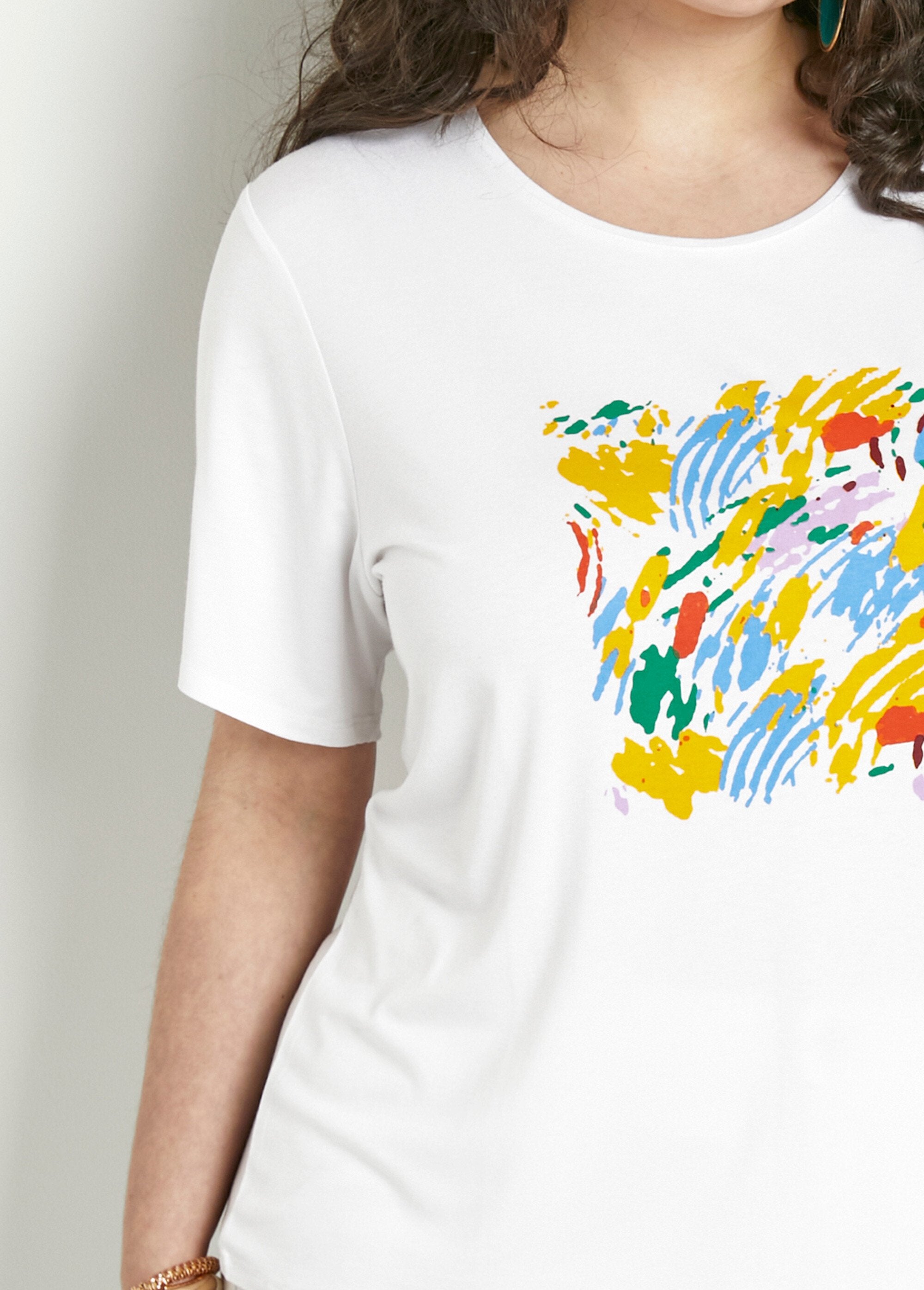 Wit_T-shirt_met_korte_mouwen_Fond_blanc_DE1_curvy