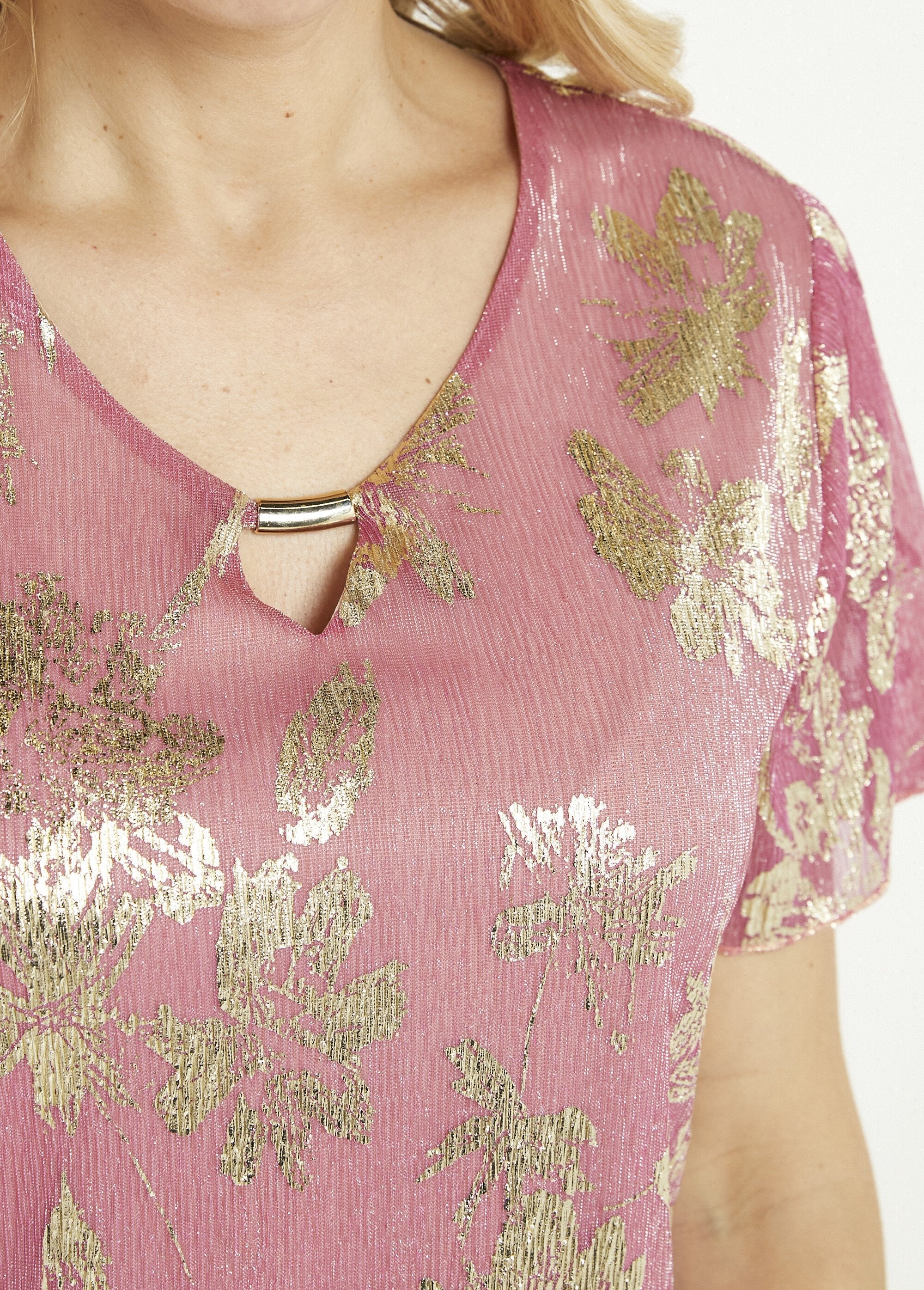 T-shirt_met_gouden_bladerenprint_Rose_DE1_slim
