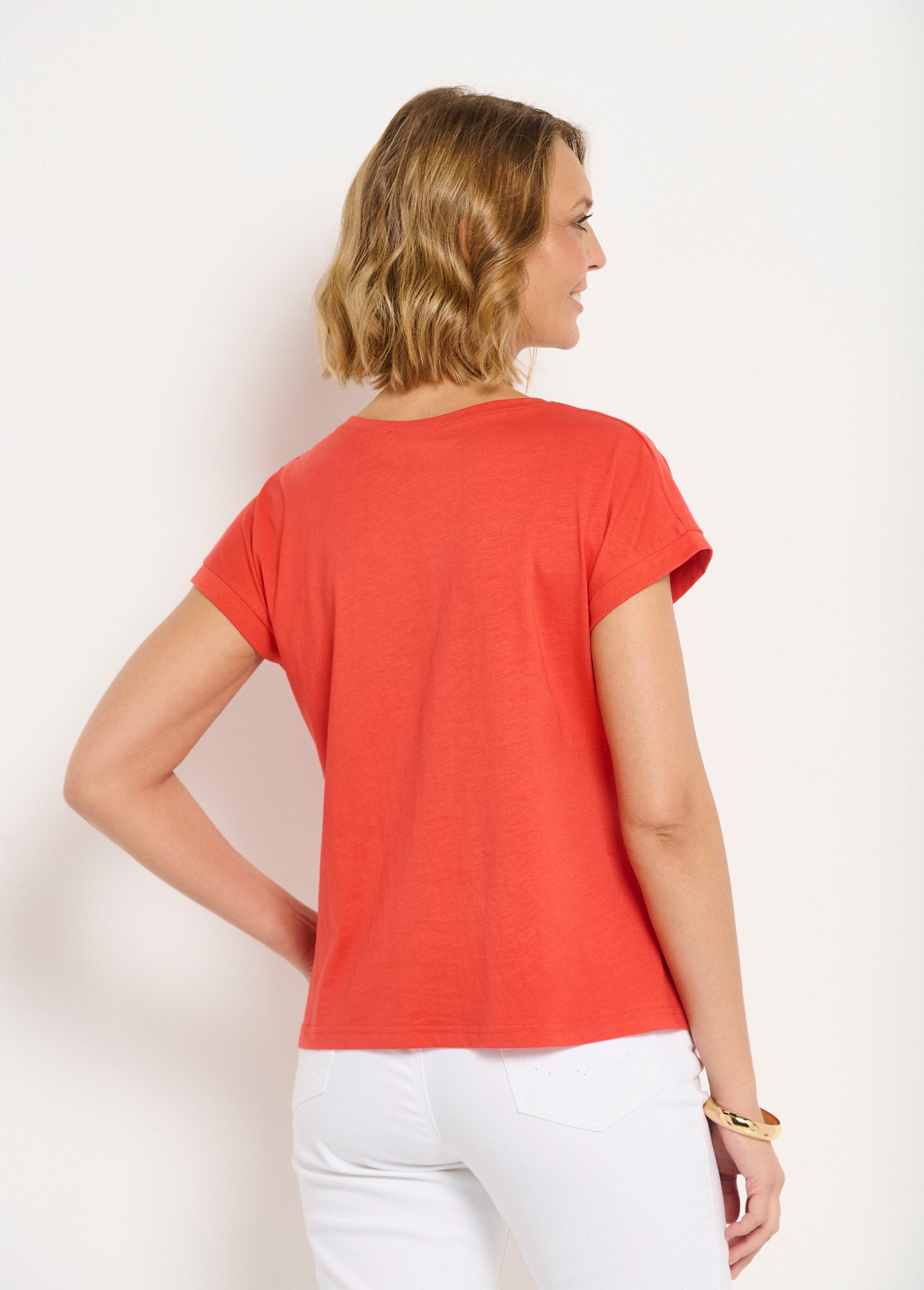 Effen_geborduurd_opengewerkt_T-shirt_met_korte_mouwen_Capucine_DO1_slim