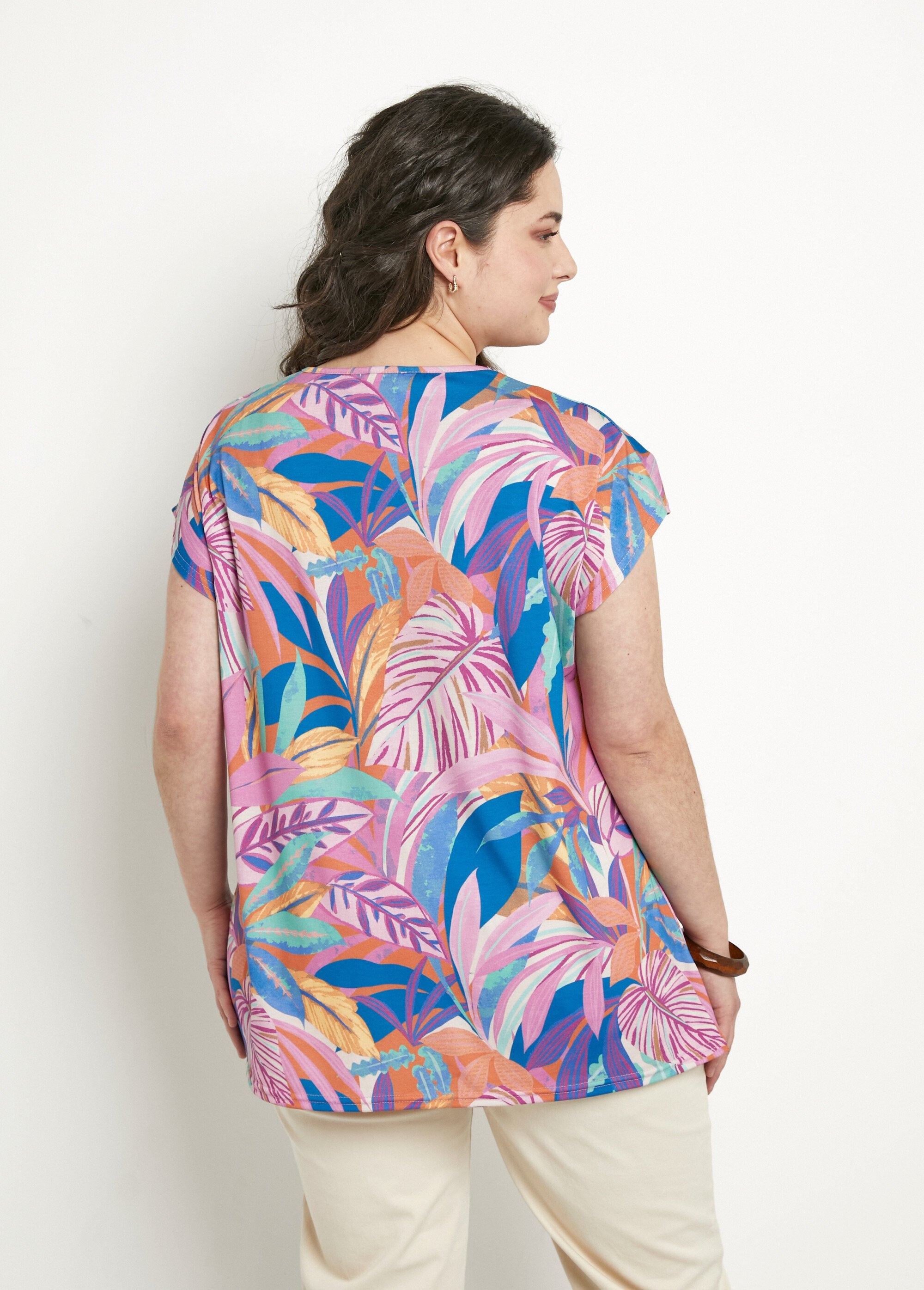 T-shirt_met_lange,_losse_mouwen_en_print_Rose_et_bleu_DO1_curvy