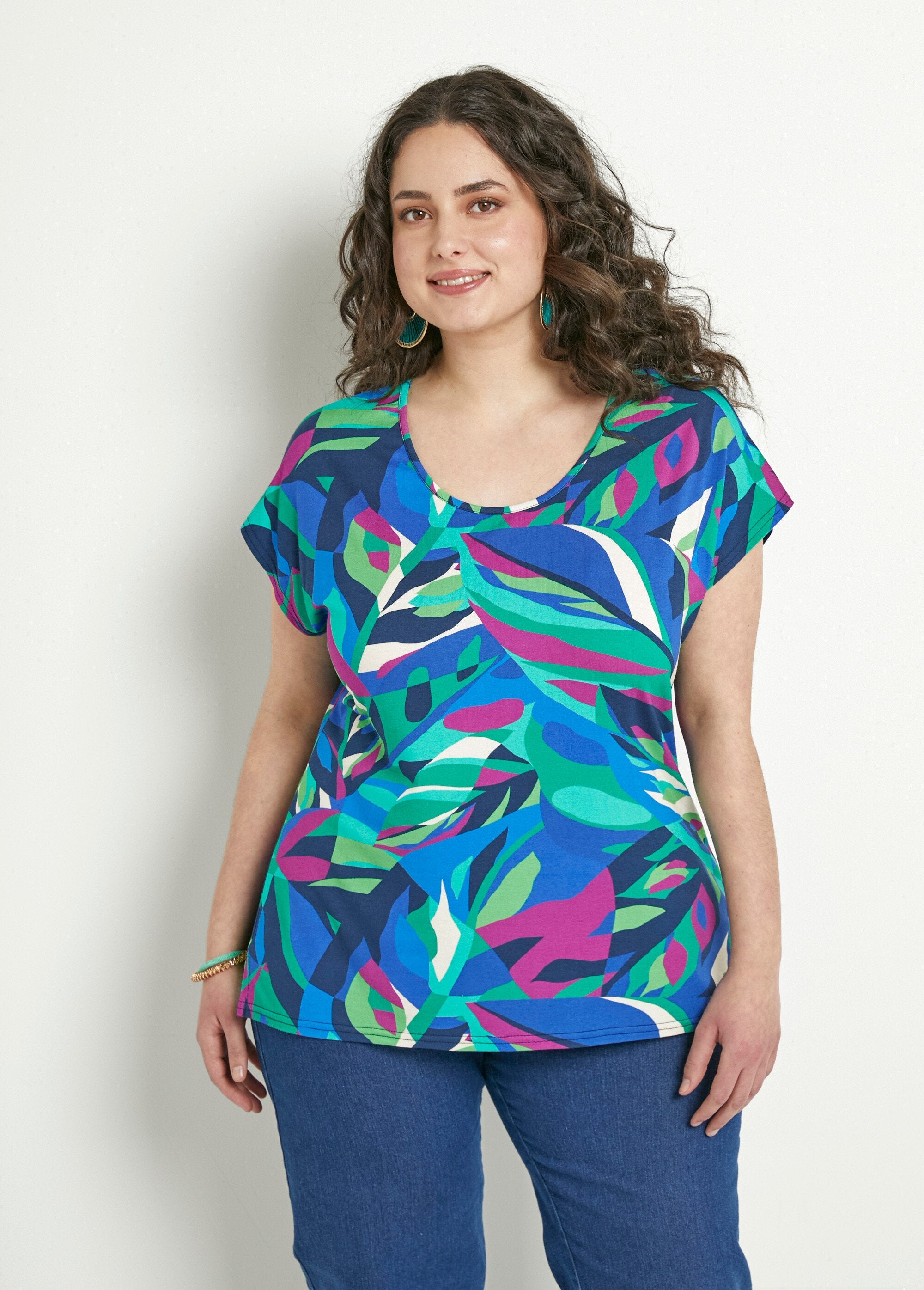 Lang_T-shirt_met_ronde_hals,_effen_of_bedrukt,_korte_mouwen_Multicolore_FA1_curvy