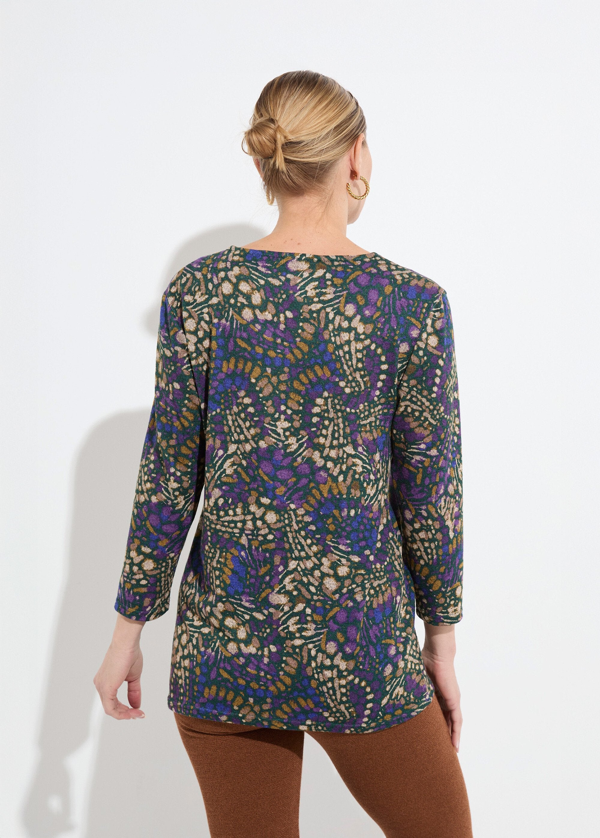 Lang_uitlopend_T-shirt,_3/4_mouwen,_tachistprint_Violet_et_beige_DO1_slim