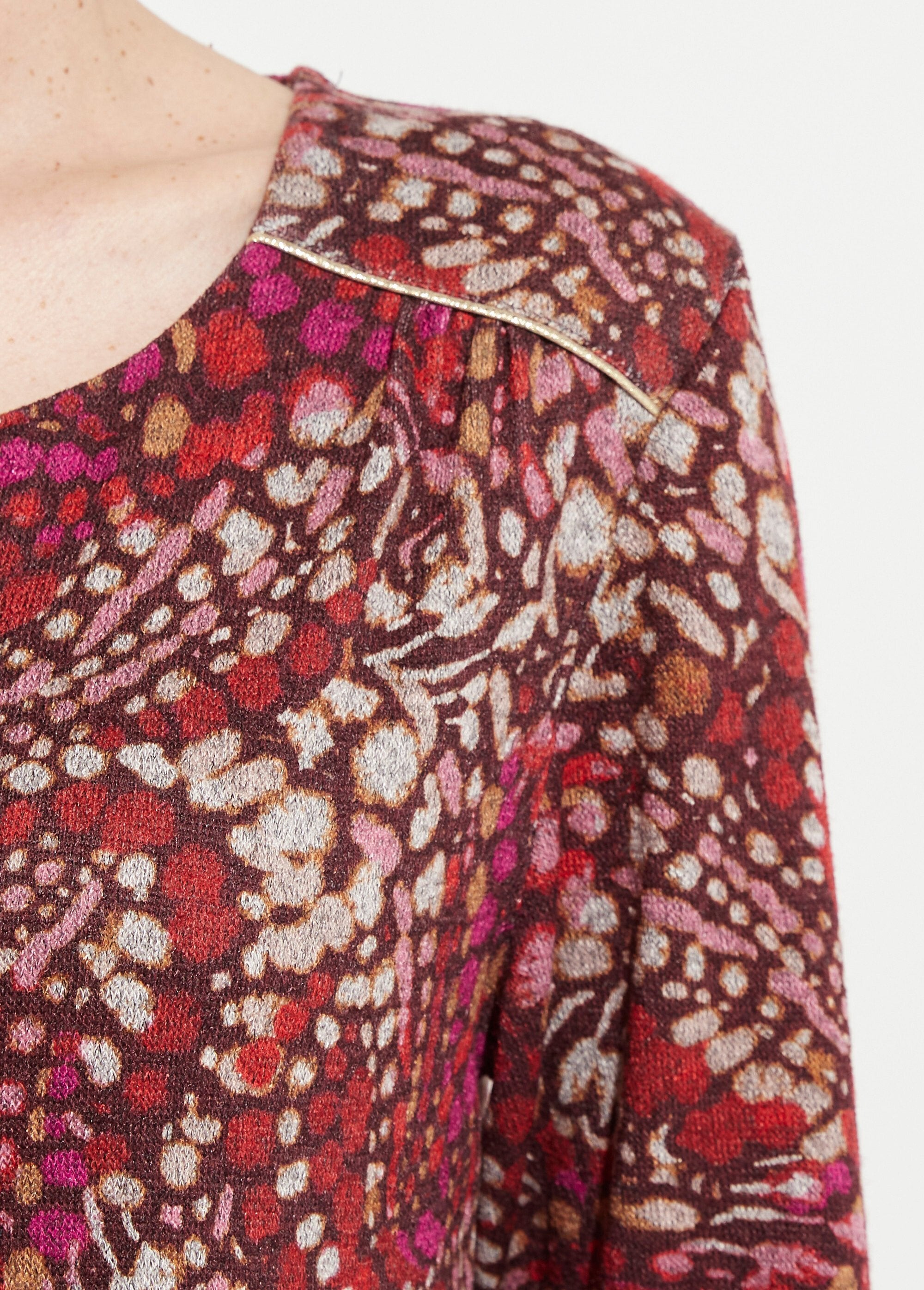 Lang_uitlopend_T-shirt,_3/4_mouwen,_tachistprint_Bordeaux_et_rose_DE2_slim