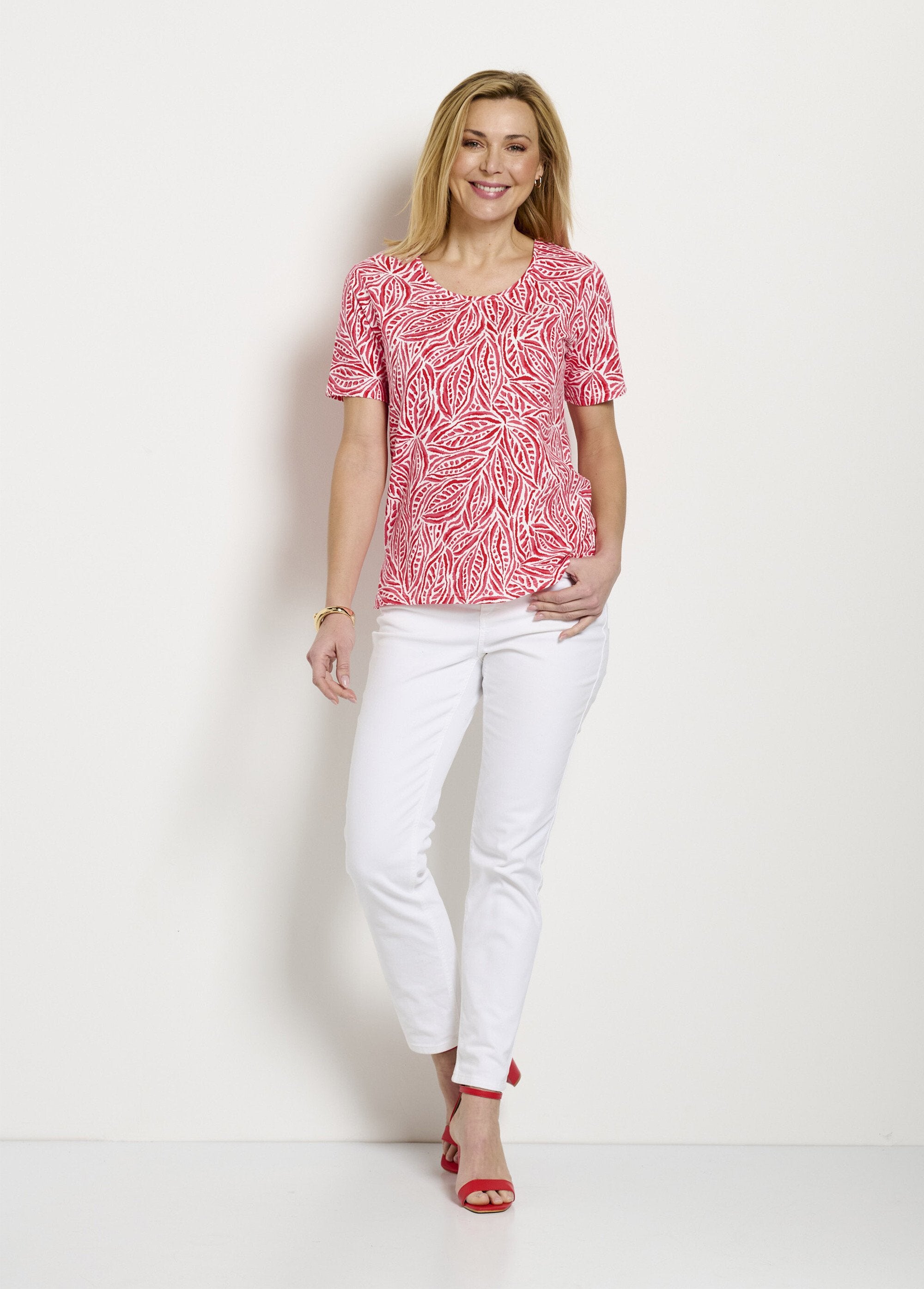 T-shirt_met_lange_mouwen_en_ronde_hals_Imprime_capucine_SF1_slim