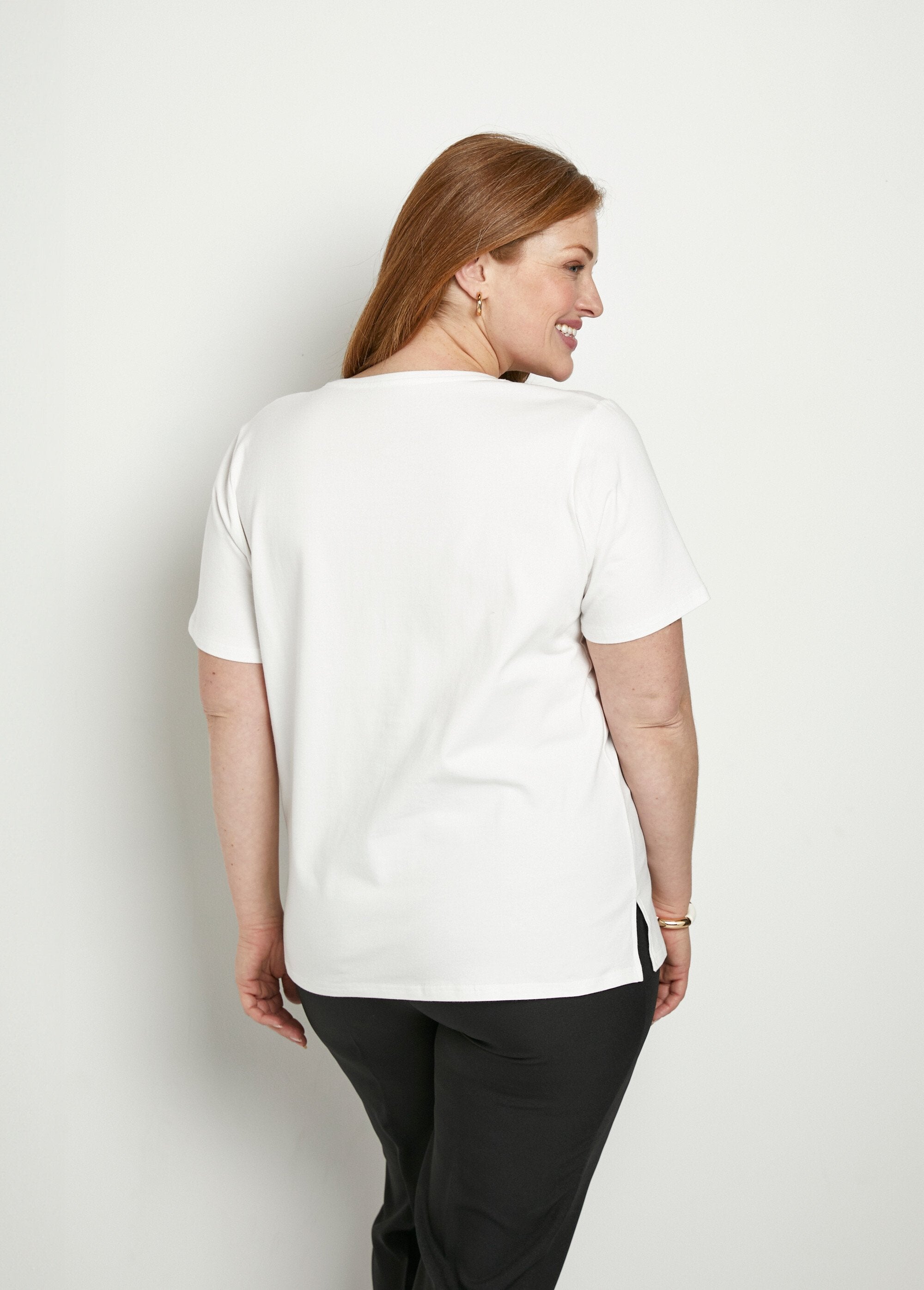 T-shirt_met_lange_mouwen_en_ronde_hals_Uni_blanc_DO1_curvy