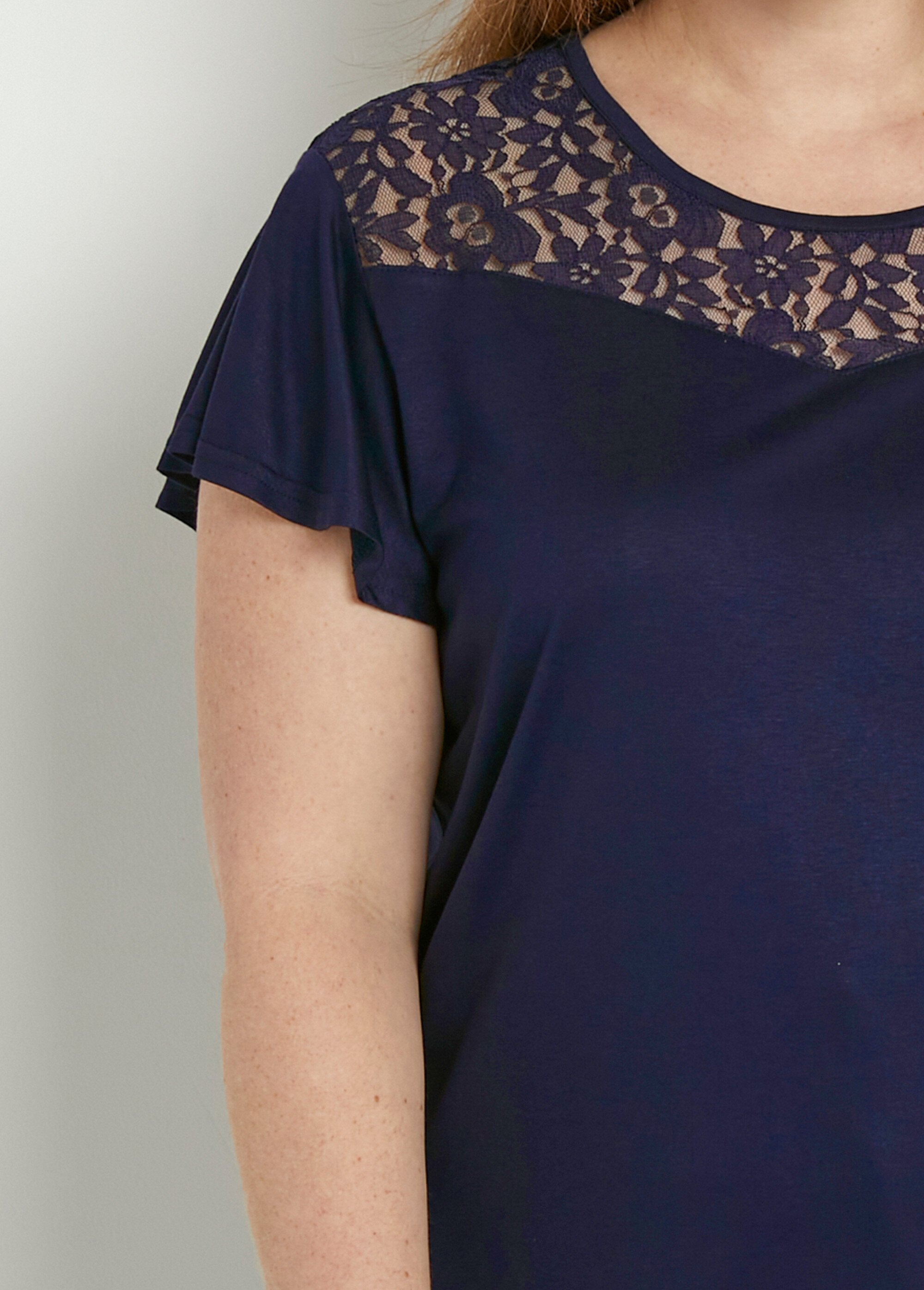 T-shirt_met_korte_mouwen_Marine_DE1_curvy