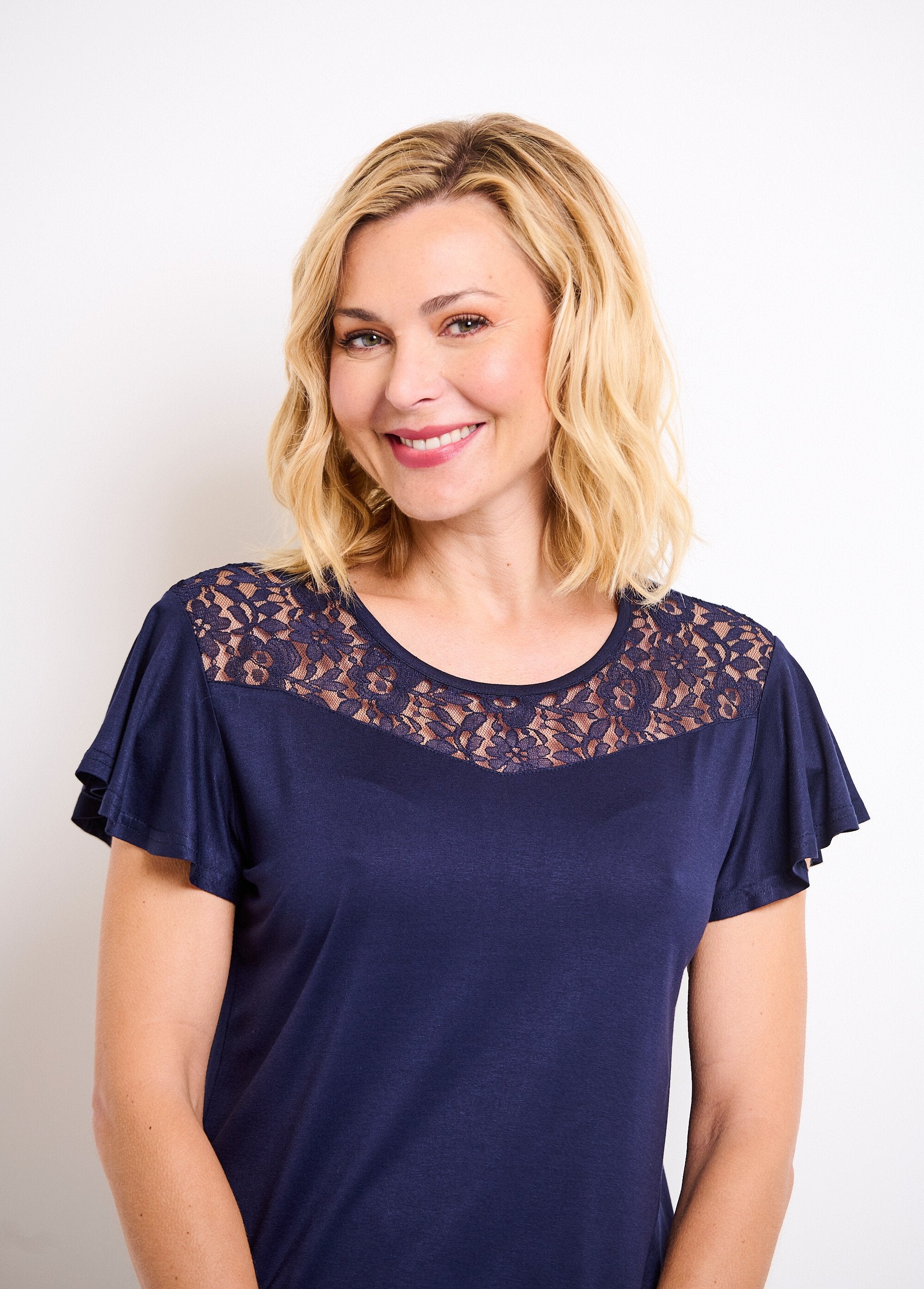 T-shirt_met_korte_mouwen_Marine_DE1_slim