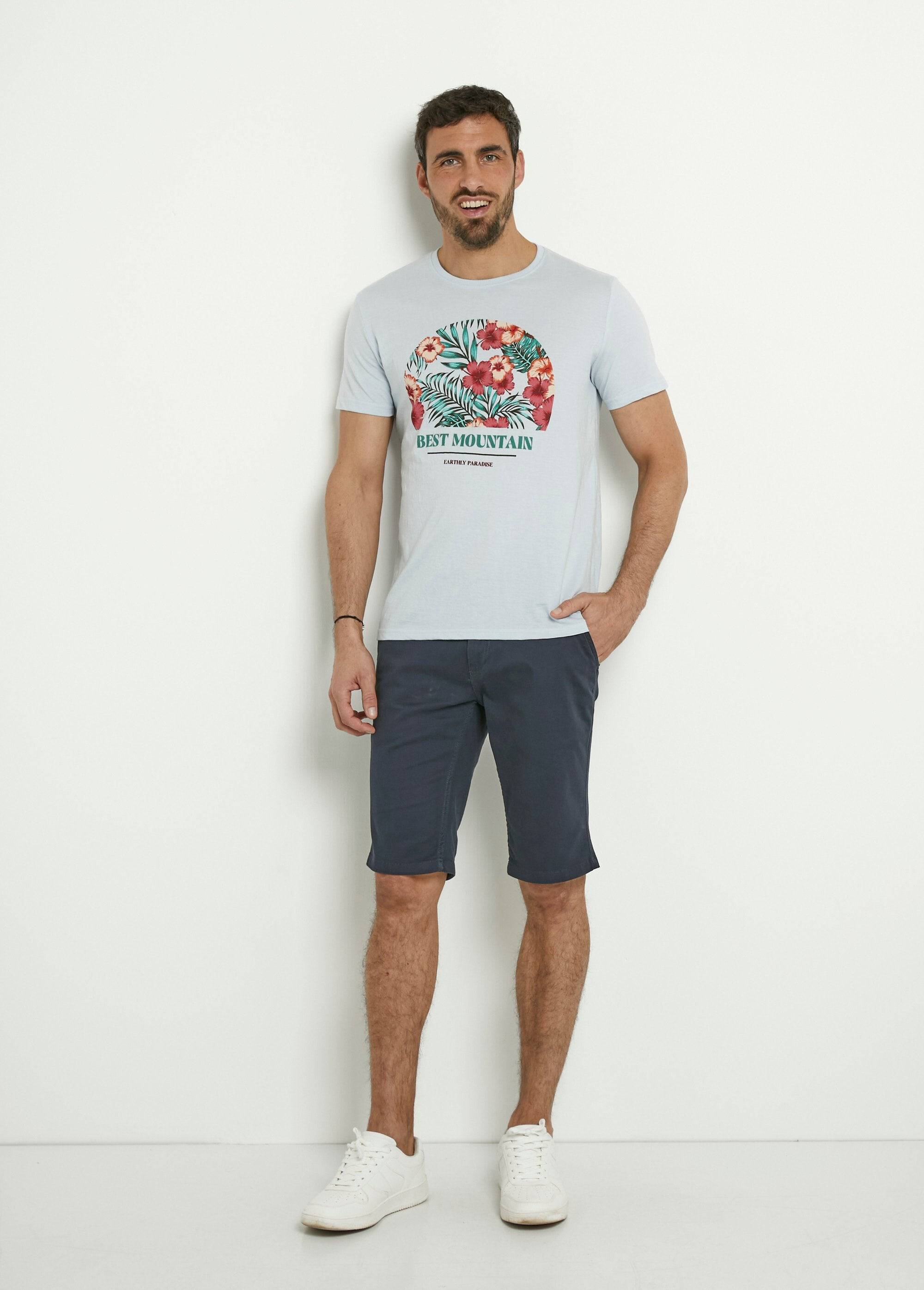 T-shirt_met_korte_mouwen_en_exotisch_motief_Bleu_ciel_SF1_slim