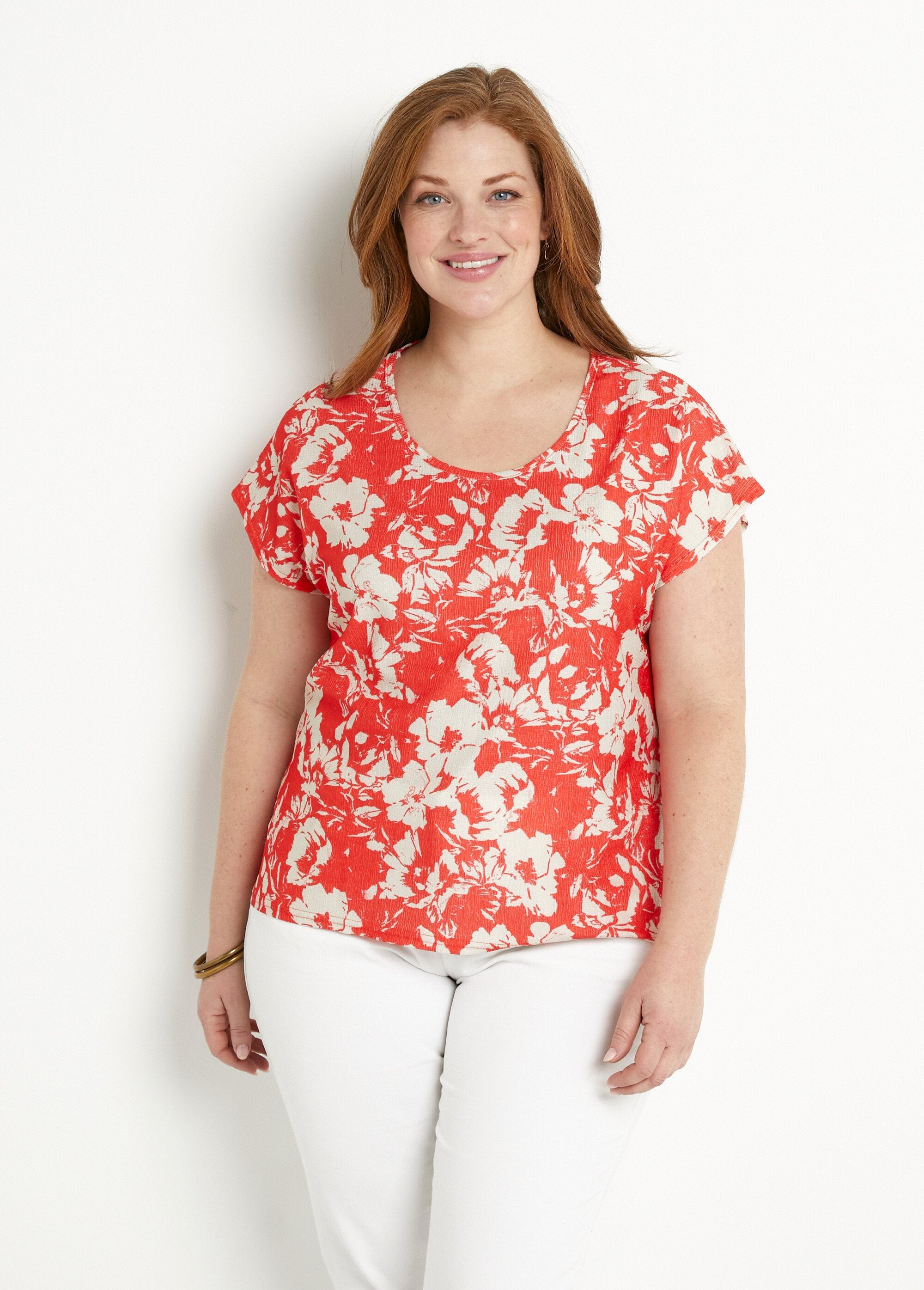 T-shirt_met_korte_mouwen,_effen_of_met_bloemenprint_Rouge_et_beige_FA1_curvy