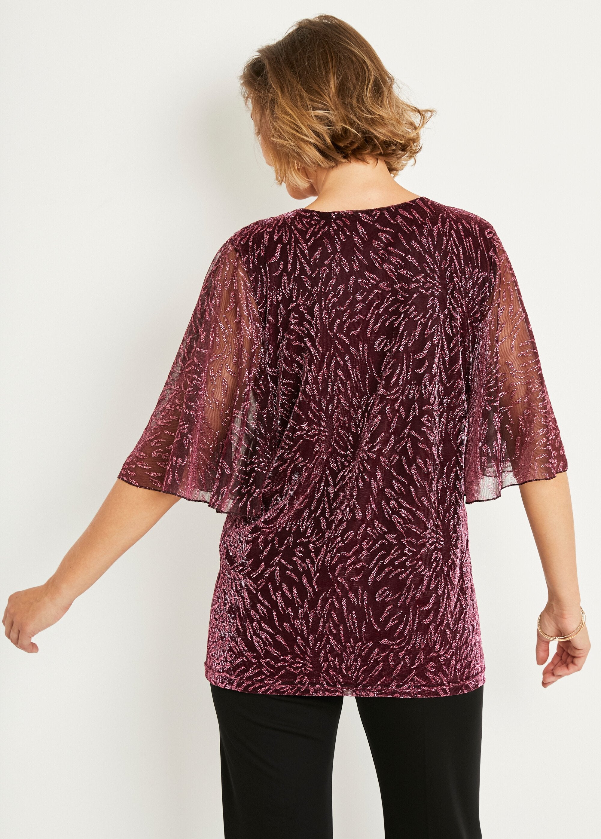 Lang_T-shirt_van_bedrukt_mesh_met_ronde_hals_Rose_DO1_slim