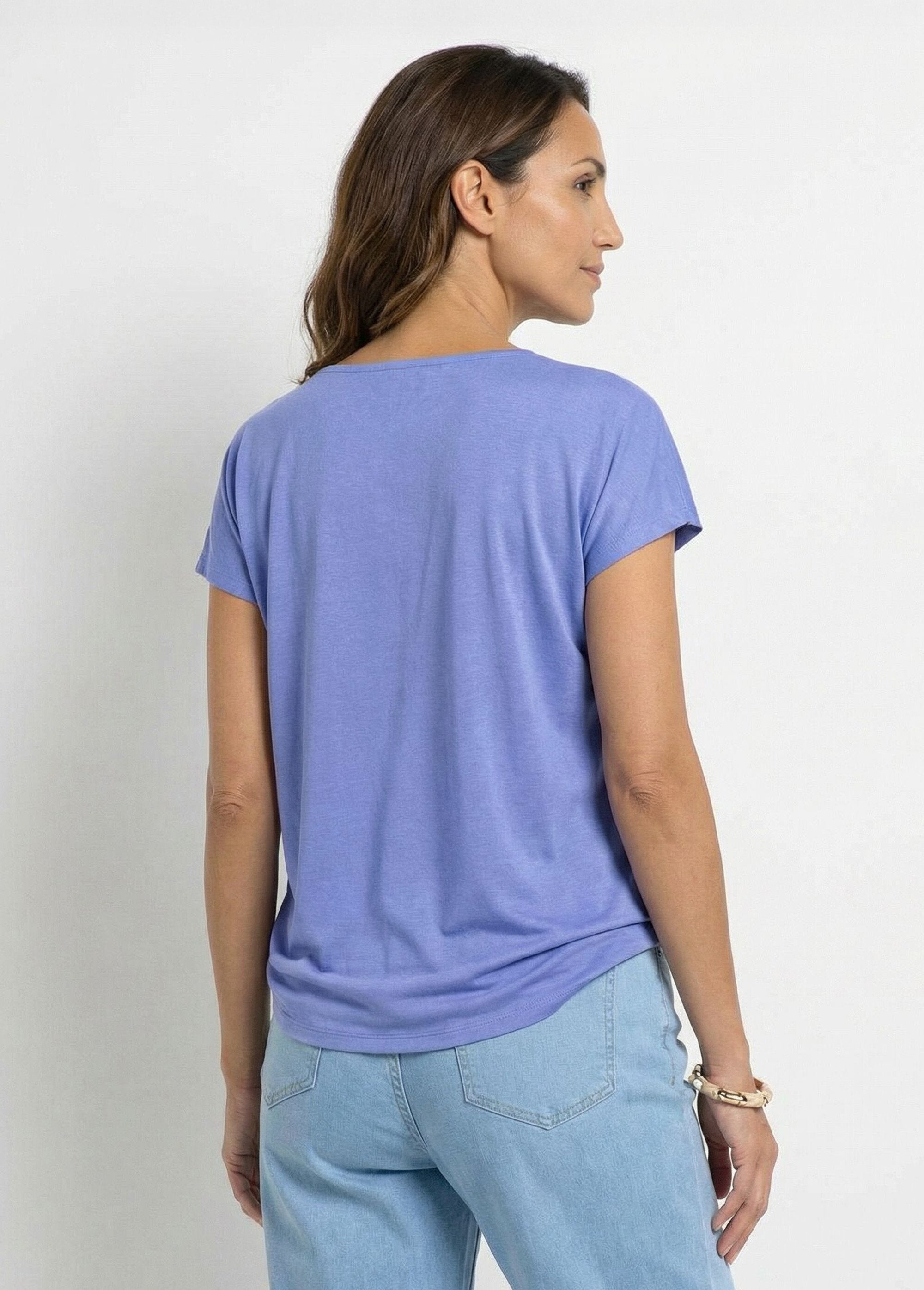 Effen_T-shirt_met_ronde_hals_en_kanten_kimonomouwen_Myosotis_DO1_slim