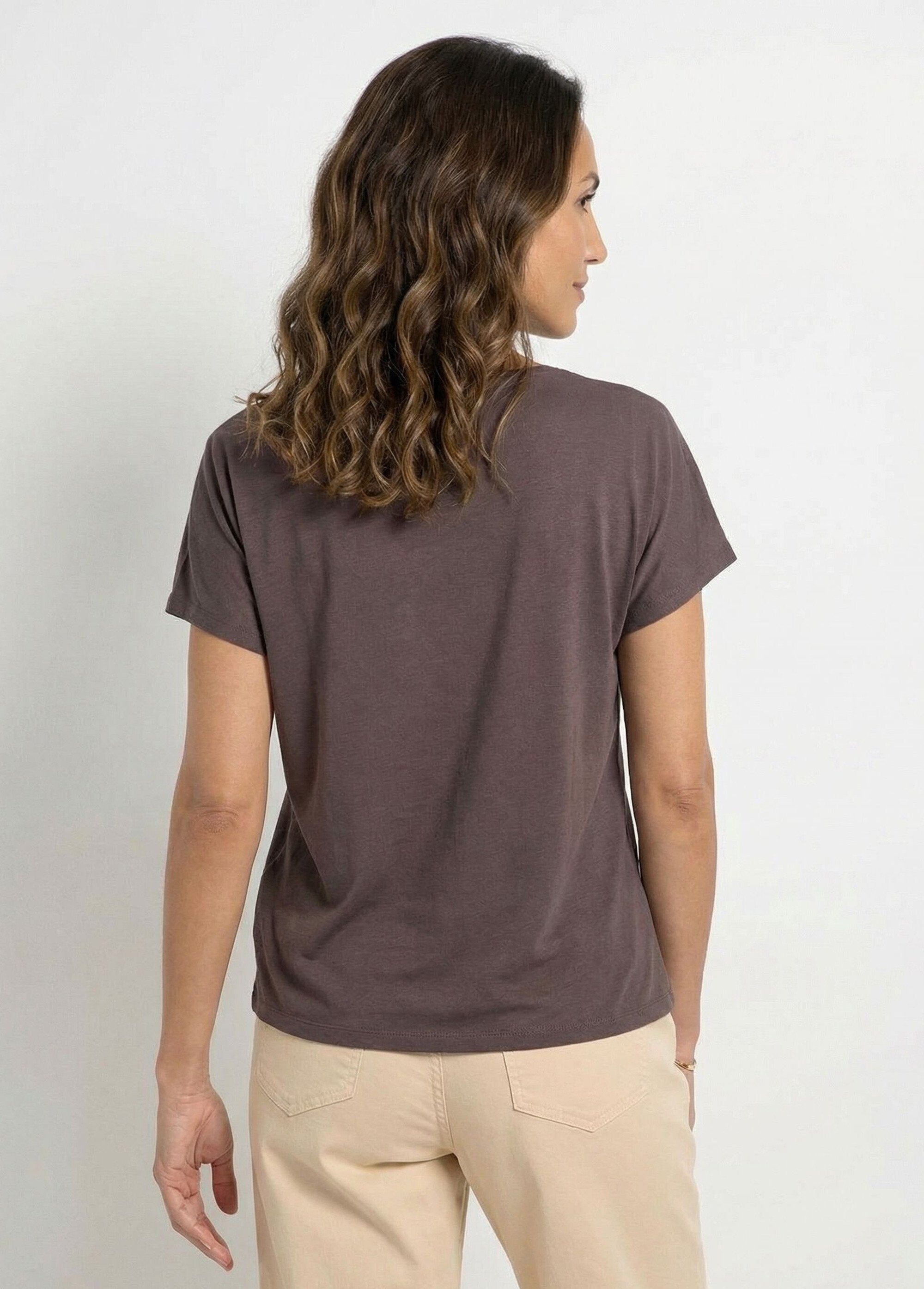 Effen_T-shirt_met_ronde_hals_en_kanten_kimonomouwen_Chocolat_DO1_slim