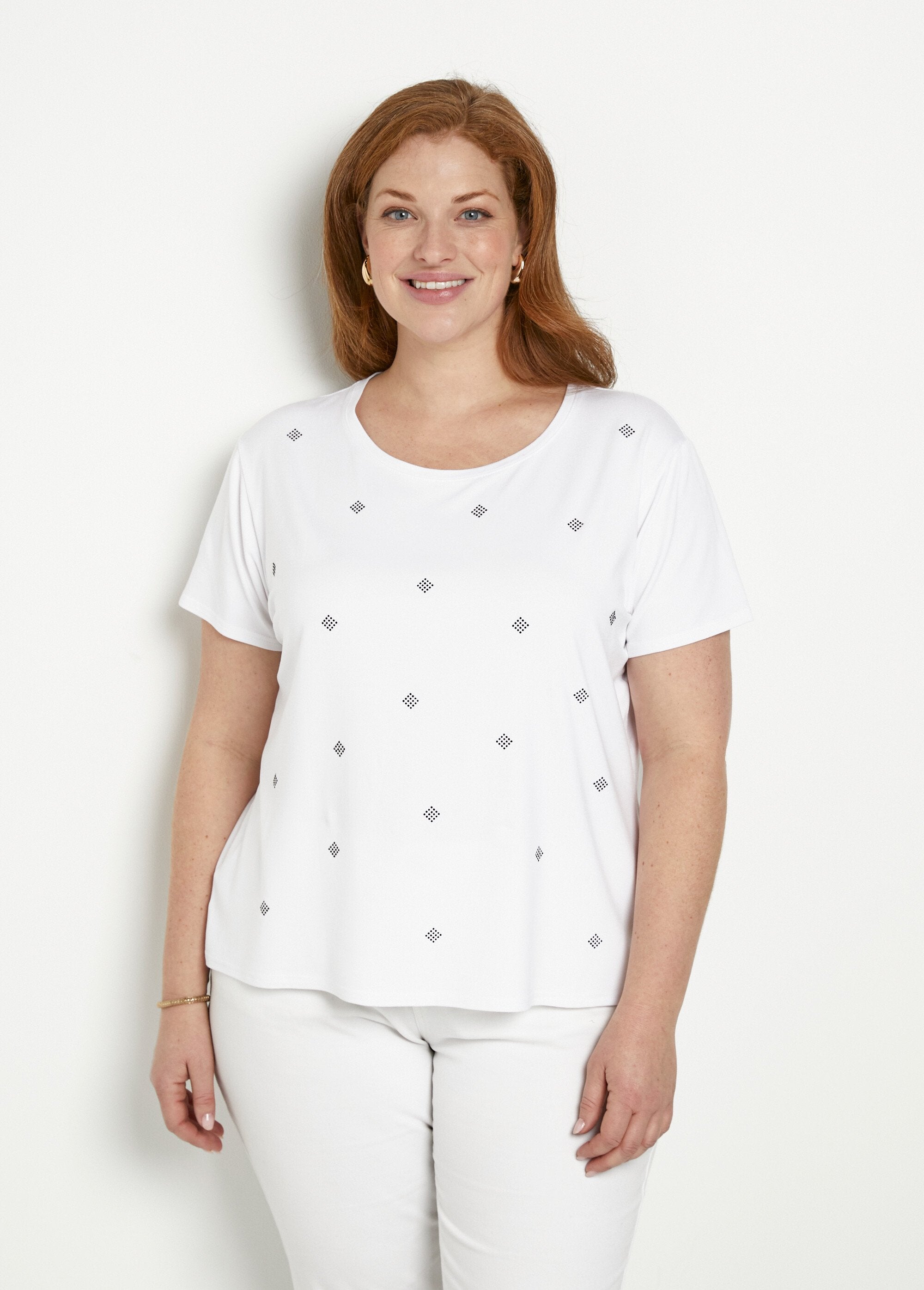Effen_T-shirt_met_stras,_ronde_hals_met_korte_mouwen_Blanc_FA1_curvy