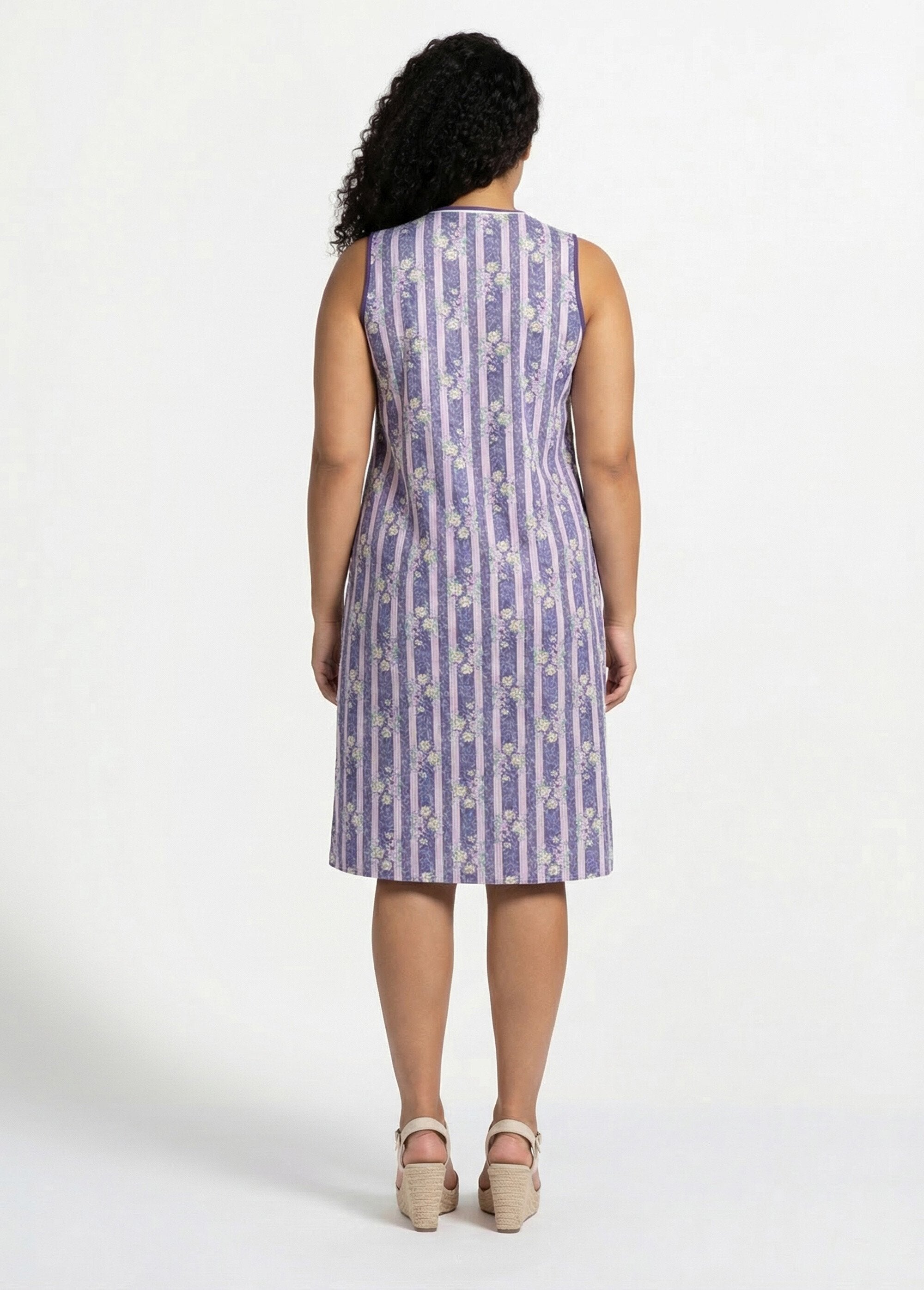 Mouwloos_schort_met_knoopsluiting_Raye_parma_DO1_slim