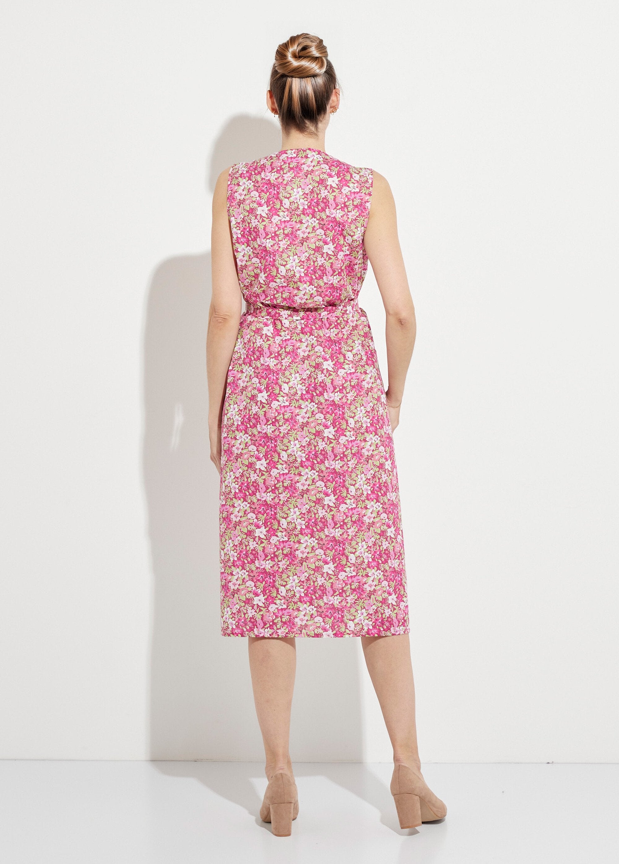 Gebloemd_mouwloos_schort_met_ritssluiting_Rose_DO1_slim