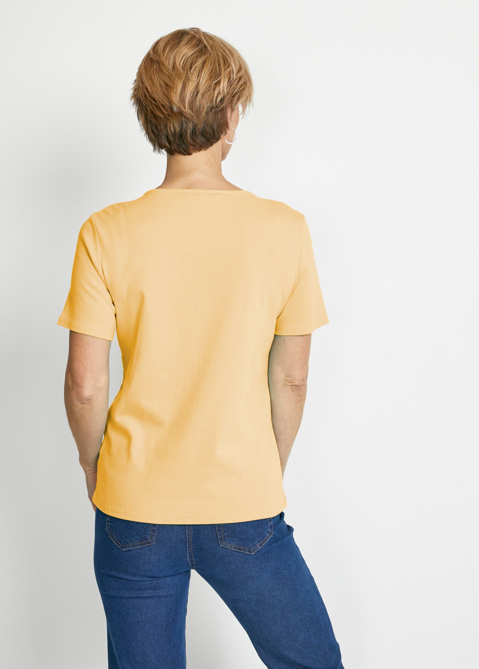 T-shirt_met_korte_mouwen_en_studs_Jaune_DO1_slim