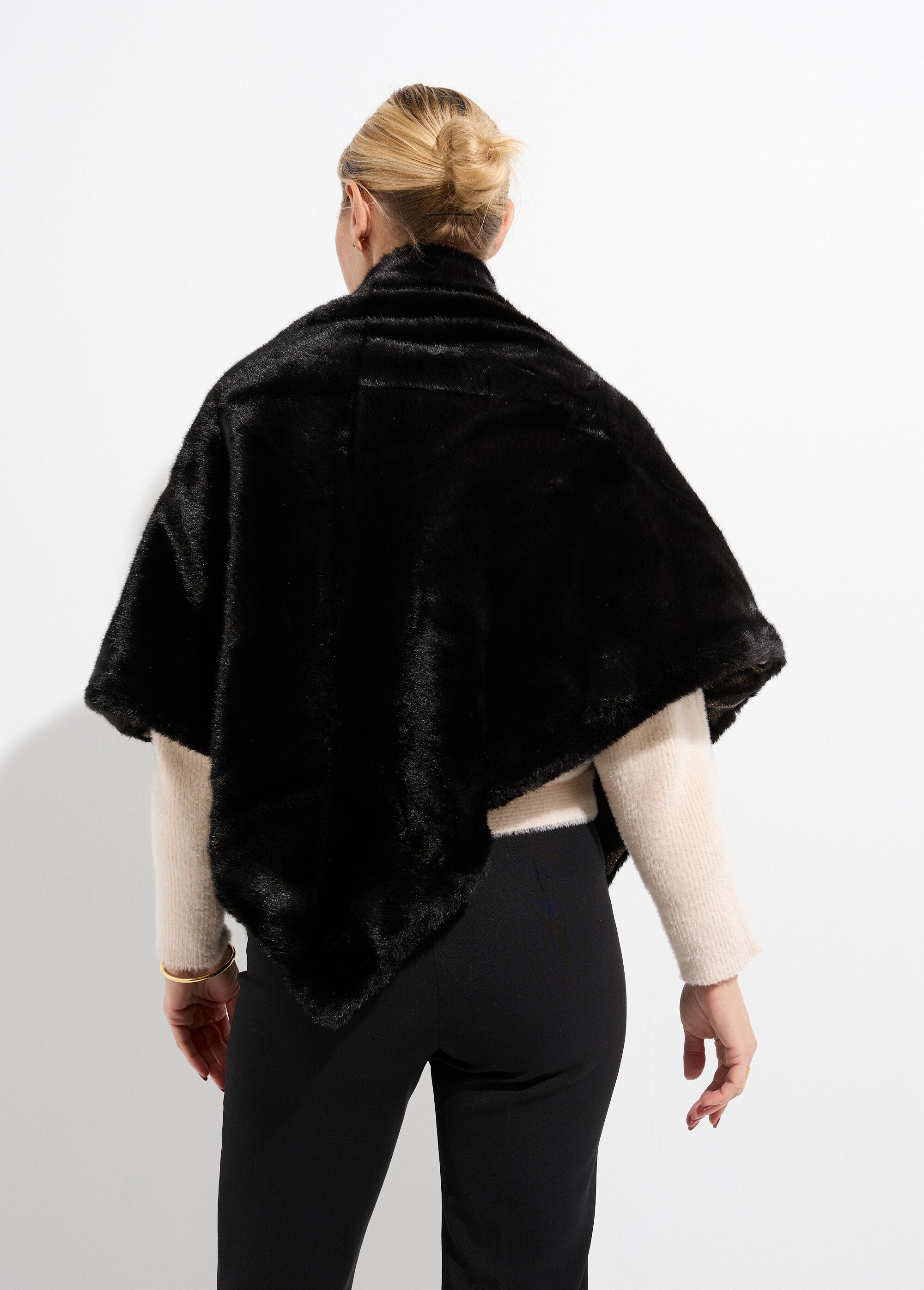 Choker_van_luipaard_imitatiebont_Noir_DO1_slim