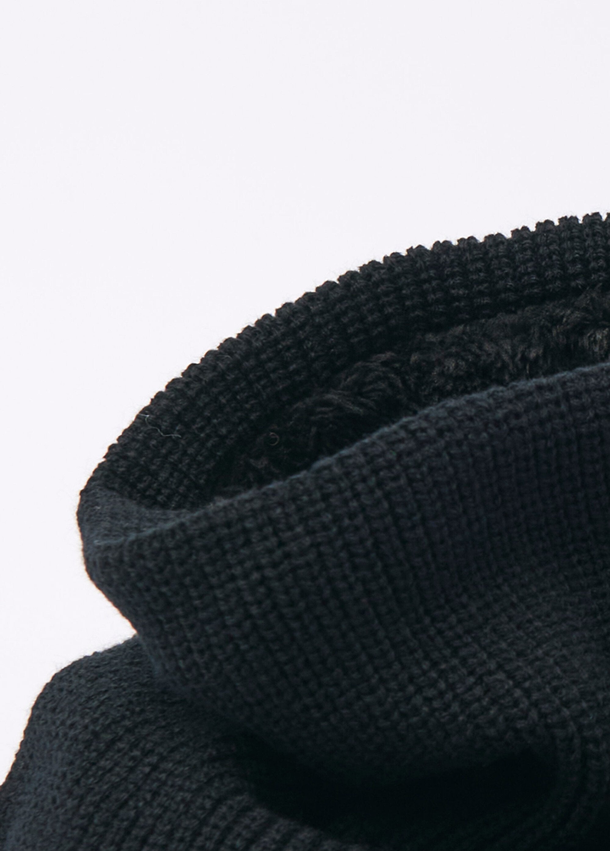 Ribtricot_en_fleece_choker_Noir_DE2_slim