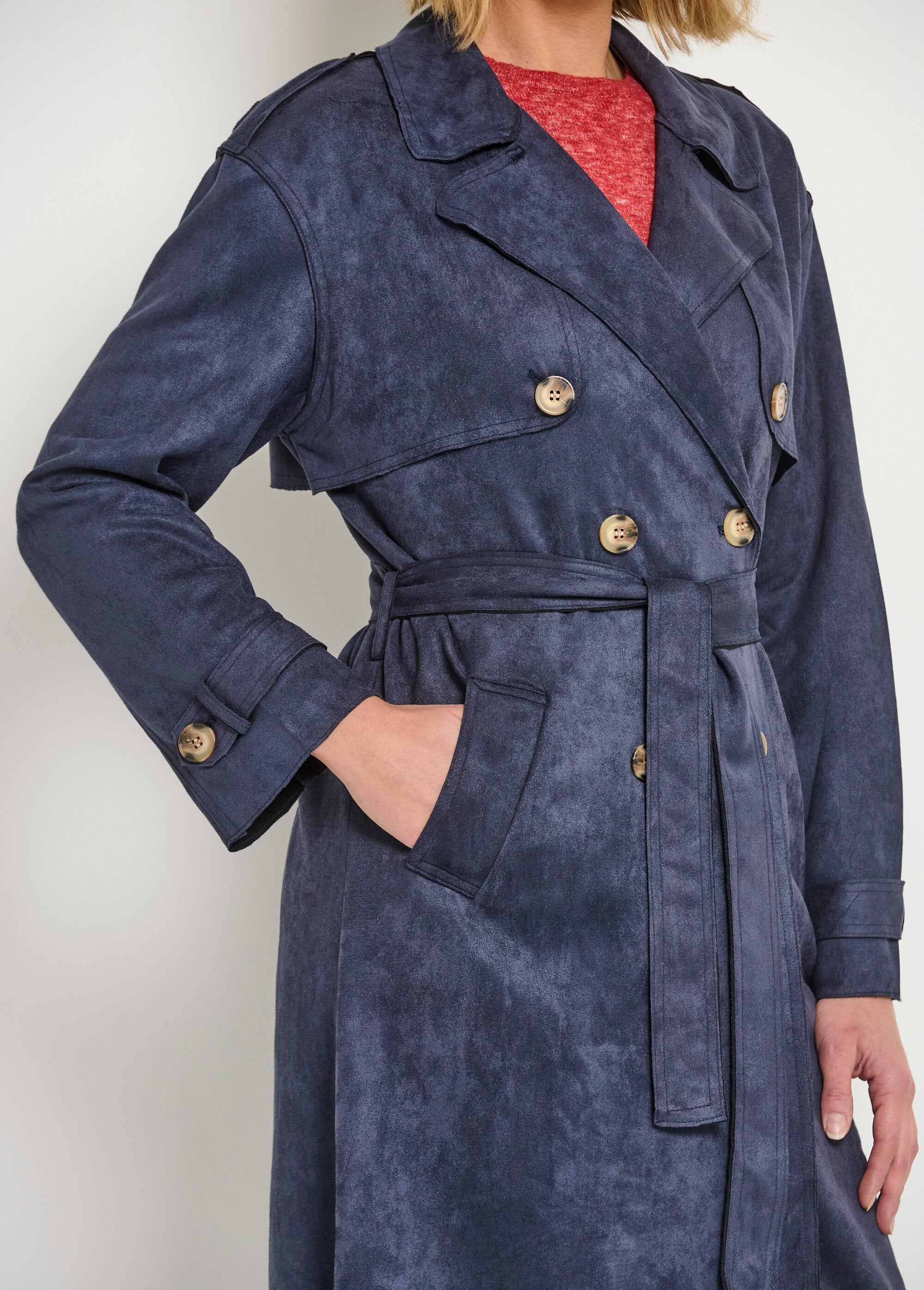 Suède-look_lange_trenchcoat_Bleu_marine_DE3_slim