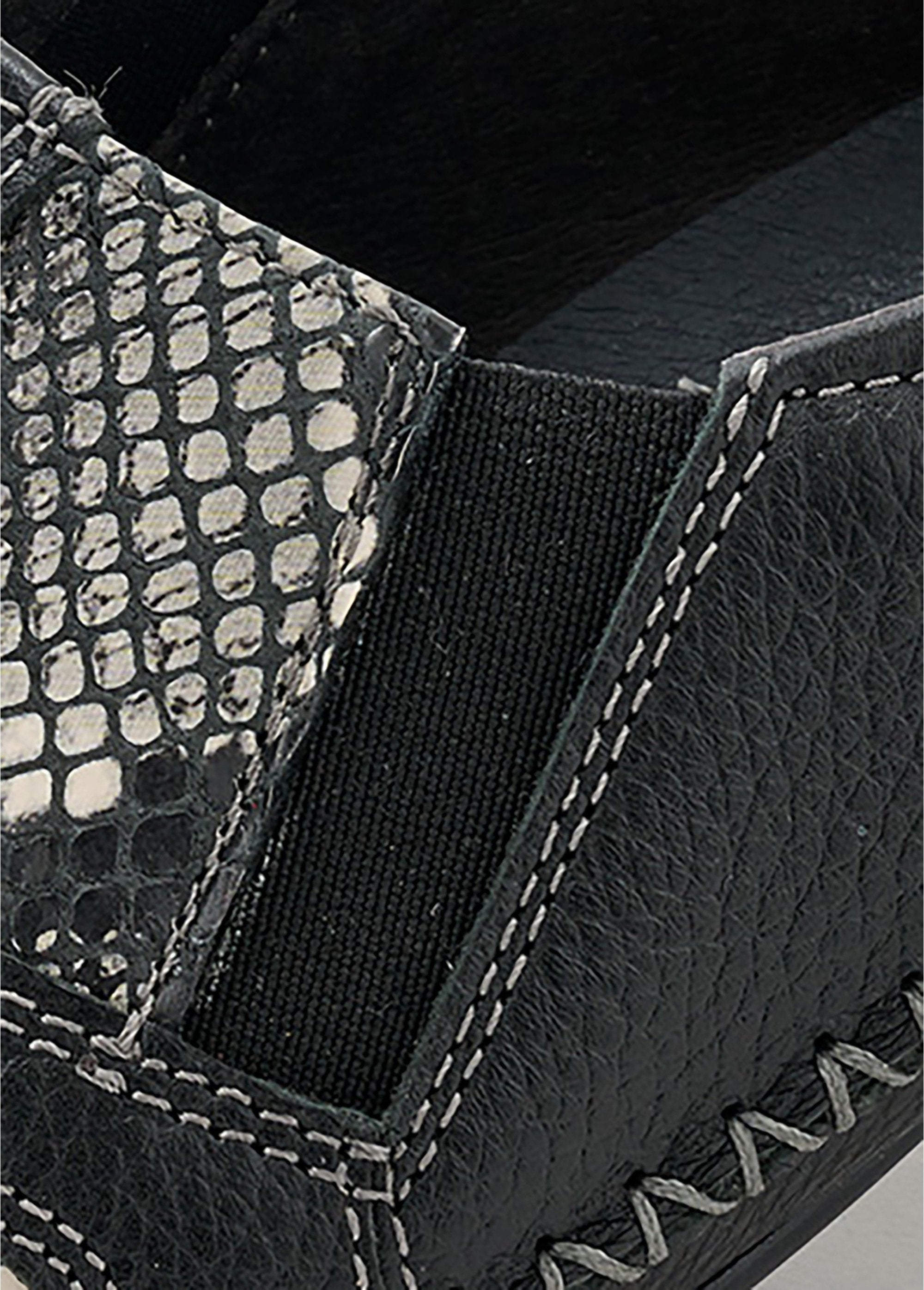 Volledig_passende_pumps_voor_gevoelige_voeten_ZWART_DE1_slim