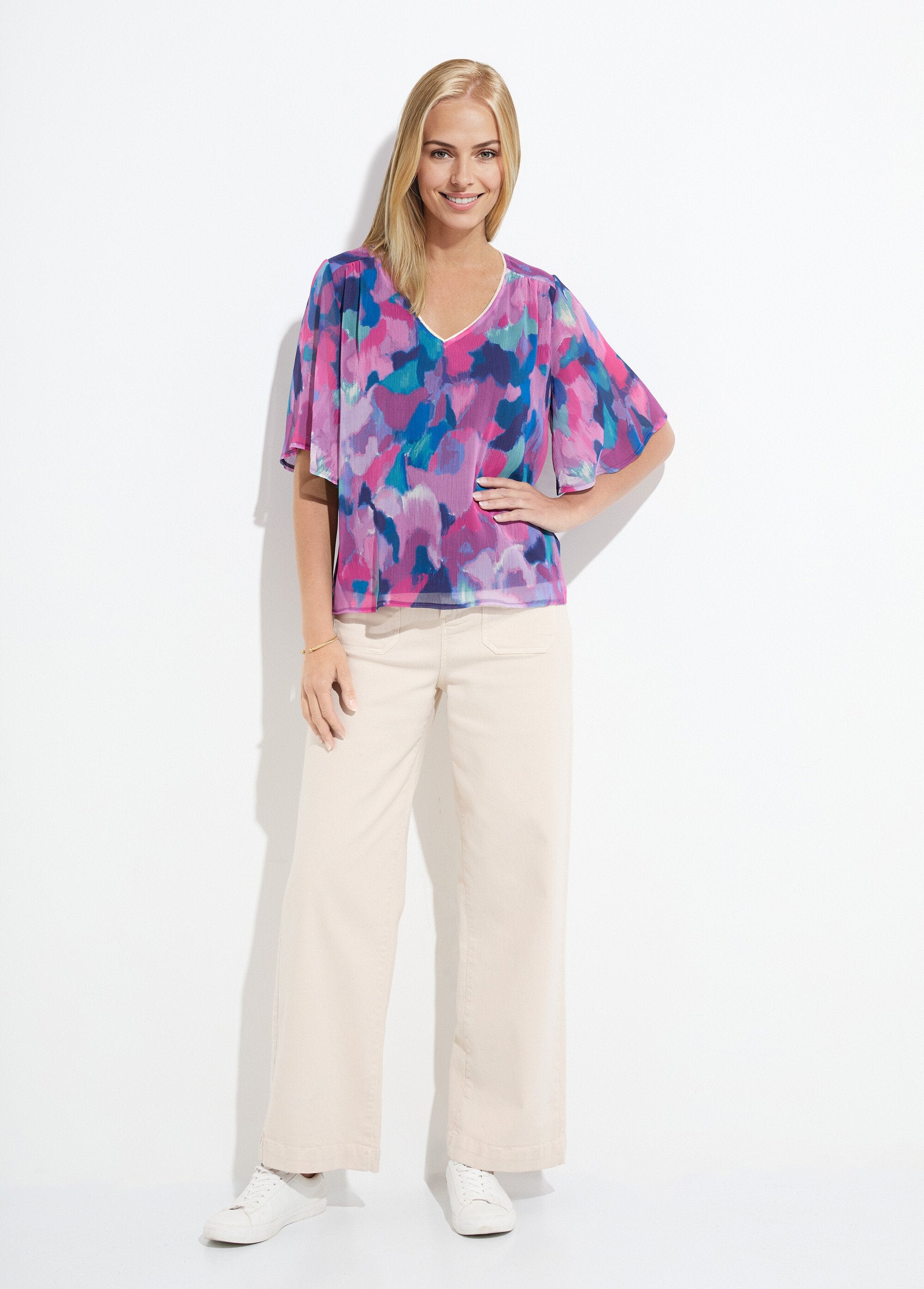 Losvallende_voile_tuniek_met_V-hals_en_print_Multicolore_SF1_slim