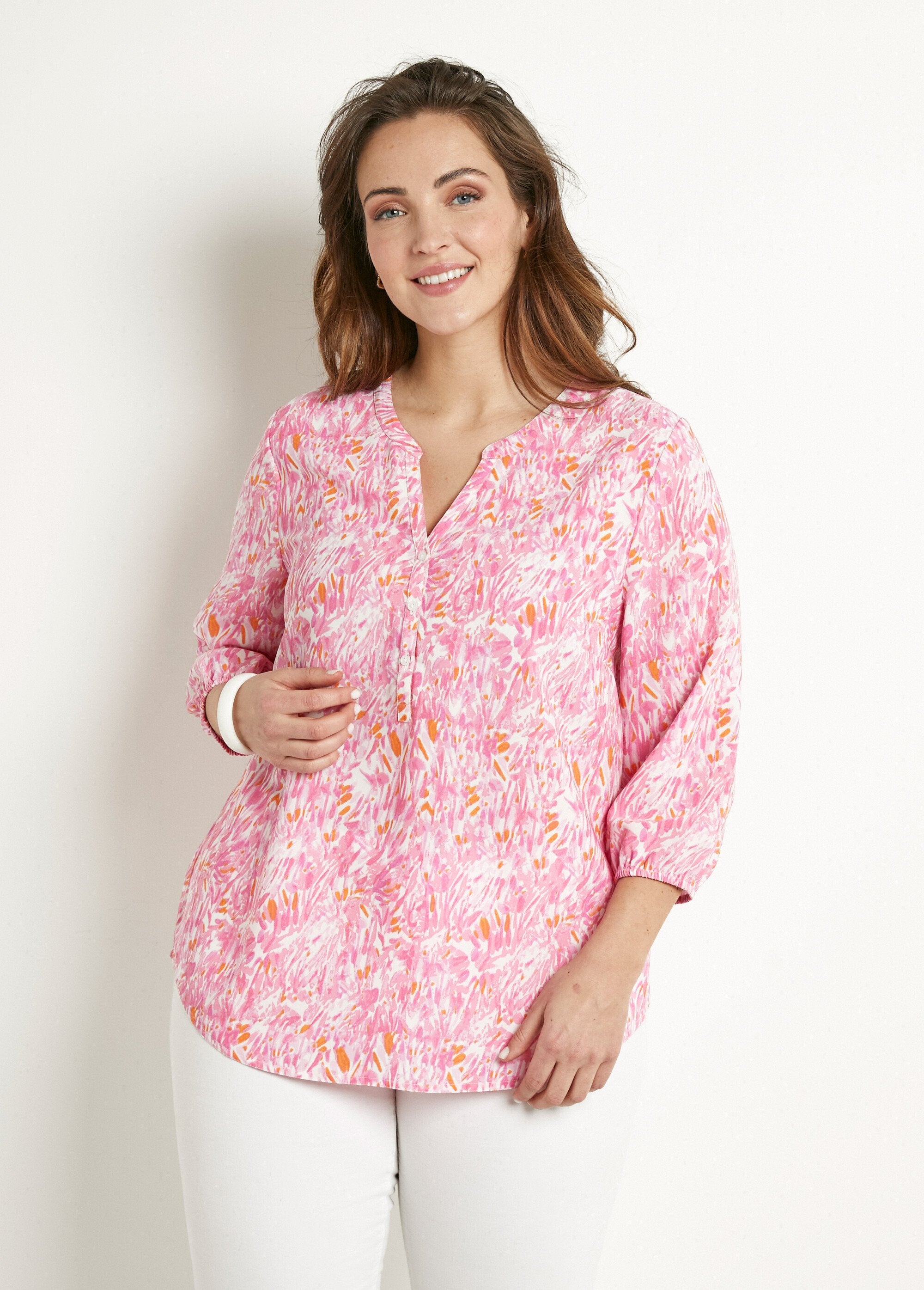 Lange_bedrukte_losvallende_tuniek_met_3/4_mouwen_Imprime_rose_FA1_curvy