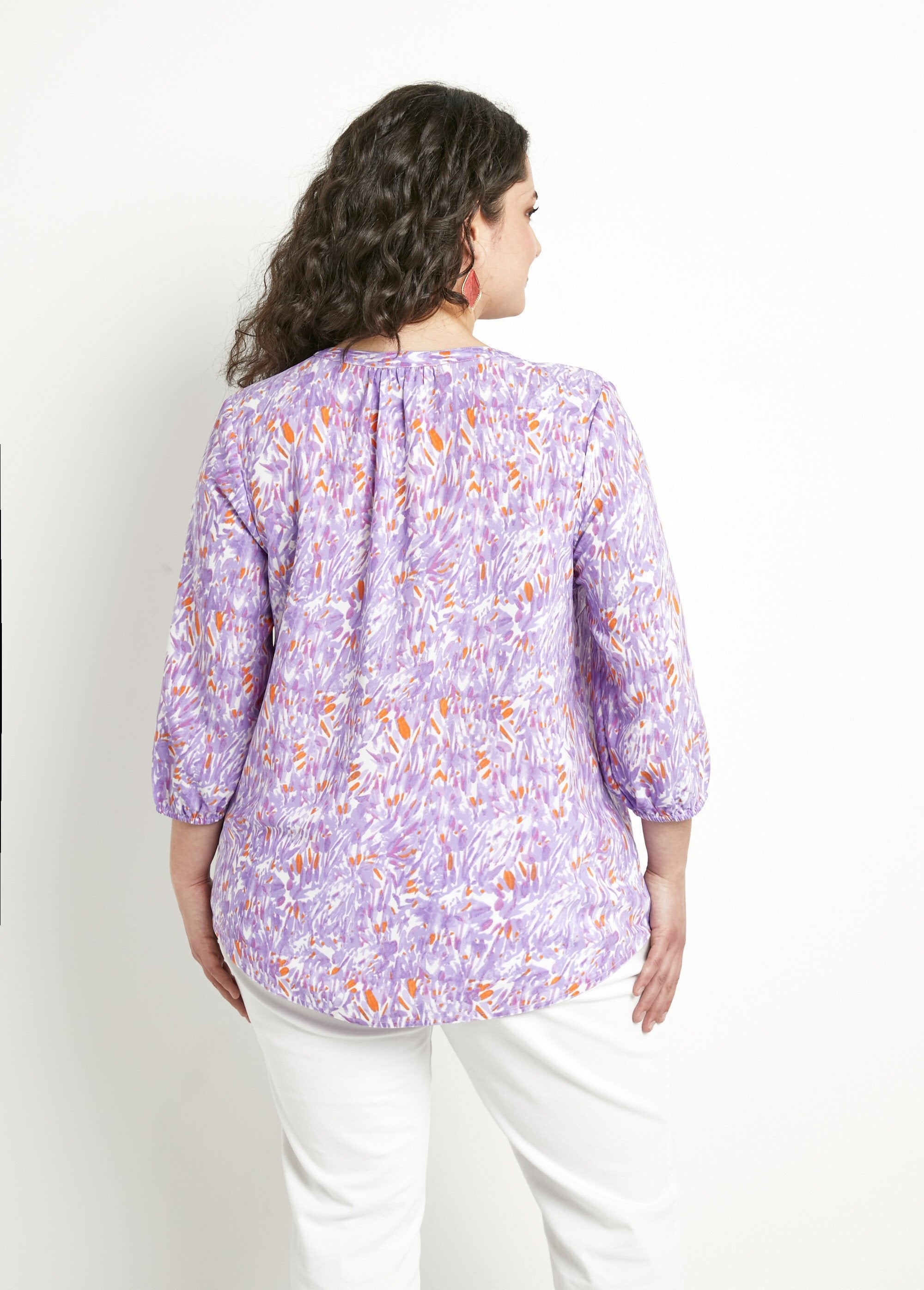 Lange_bedrukte_losvallende_tuniek_met_3/4_mouwen_Imprime_violet_DO1_curvy