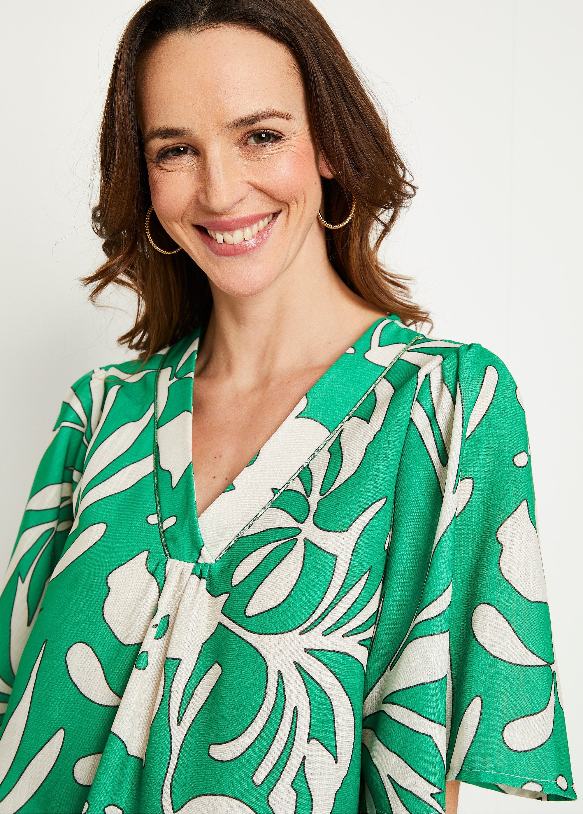 Lange_losse_linnen_tuniek_Groen_en_ecru_DE1_slim