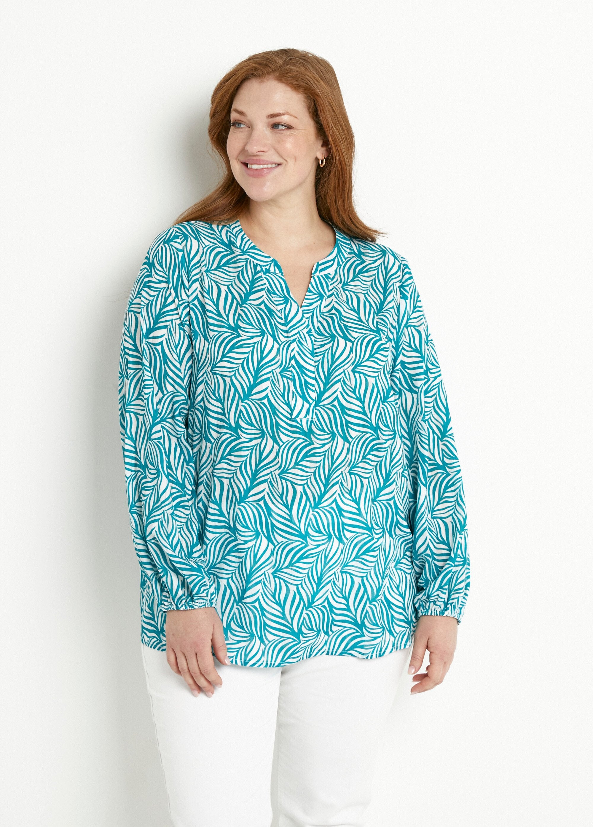 Lange_tuniek_met_knopen,_3/4_mouwen_Vert_et_blanc_FA1_curvy