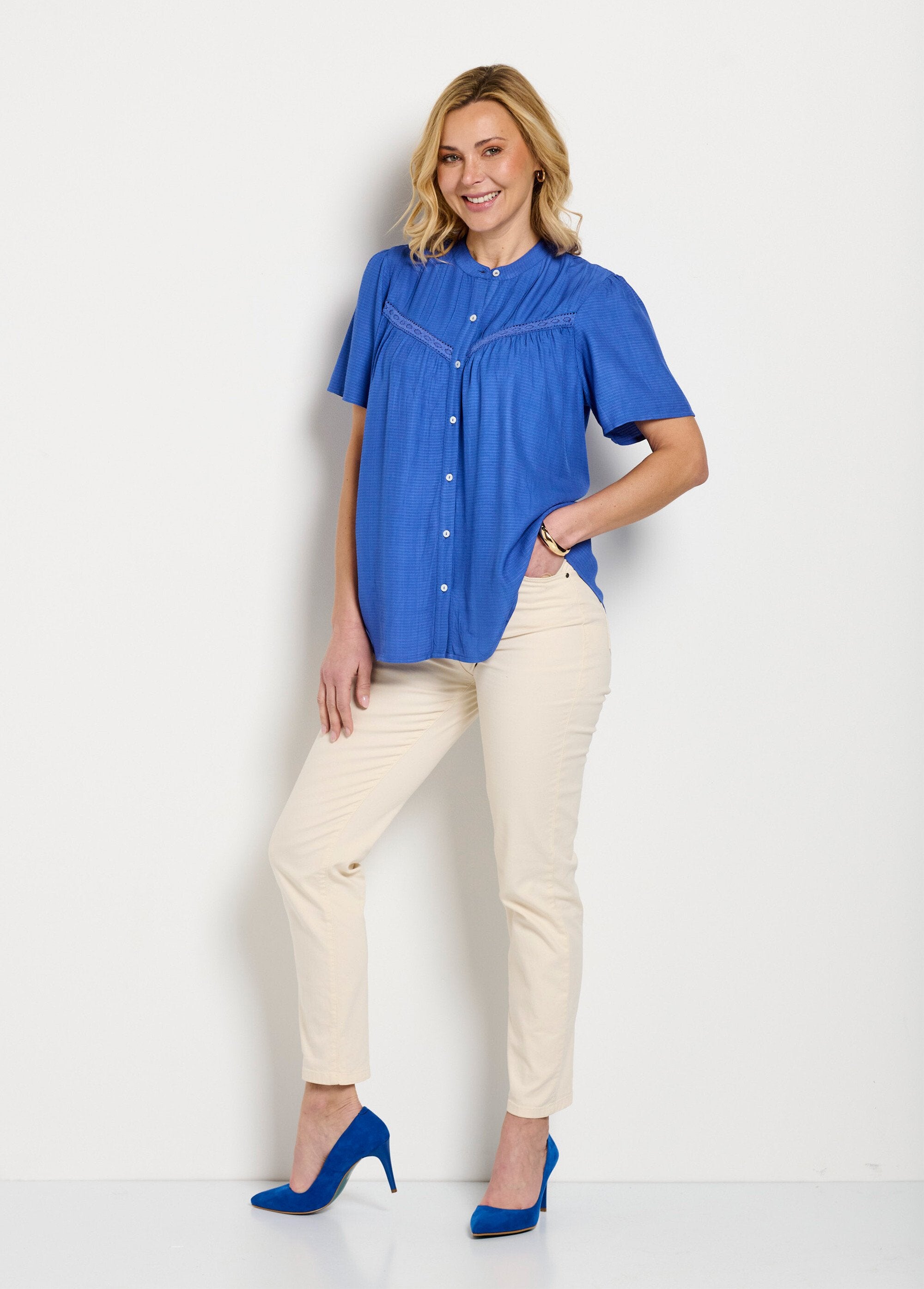 Bedrukte_tuniek_met_vleermuismouwen_Bleu_SF1_slim