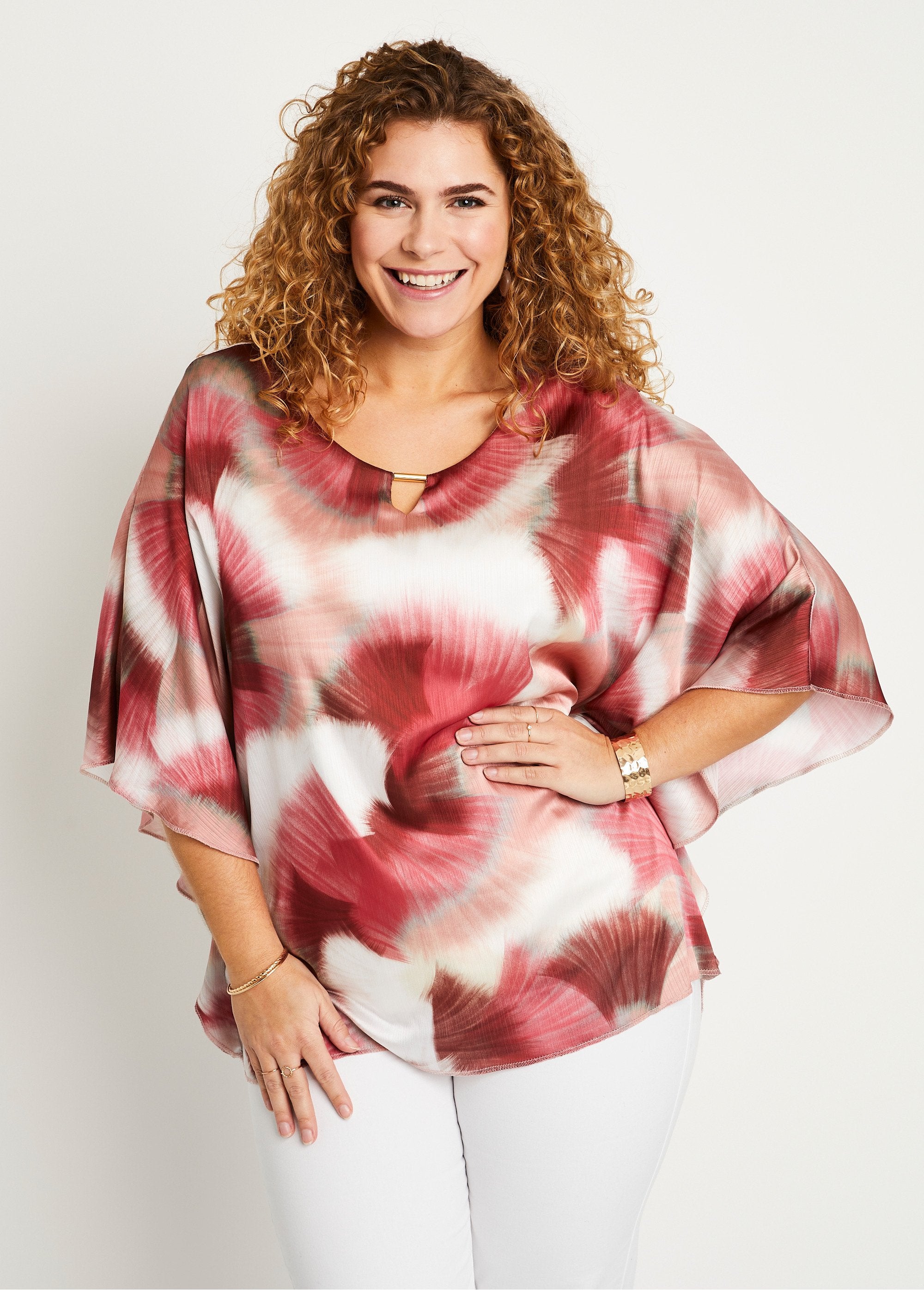 Lange_losse_tuniek_met_tie_&_dye-print_Roze_en_ecru_FA1_curvy