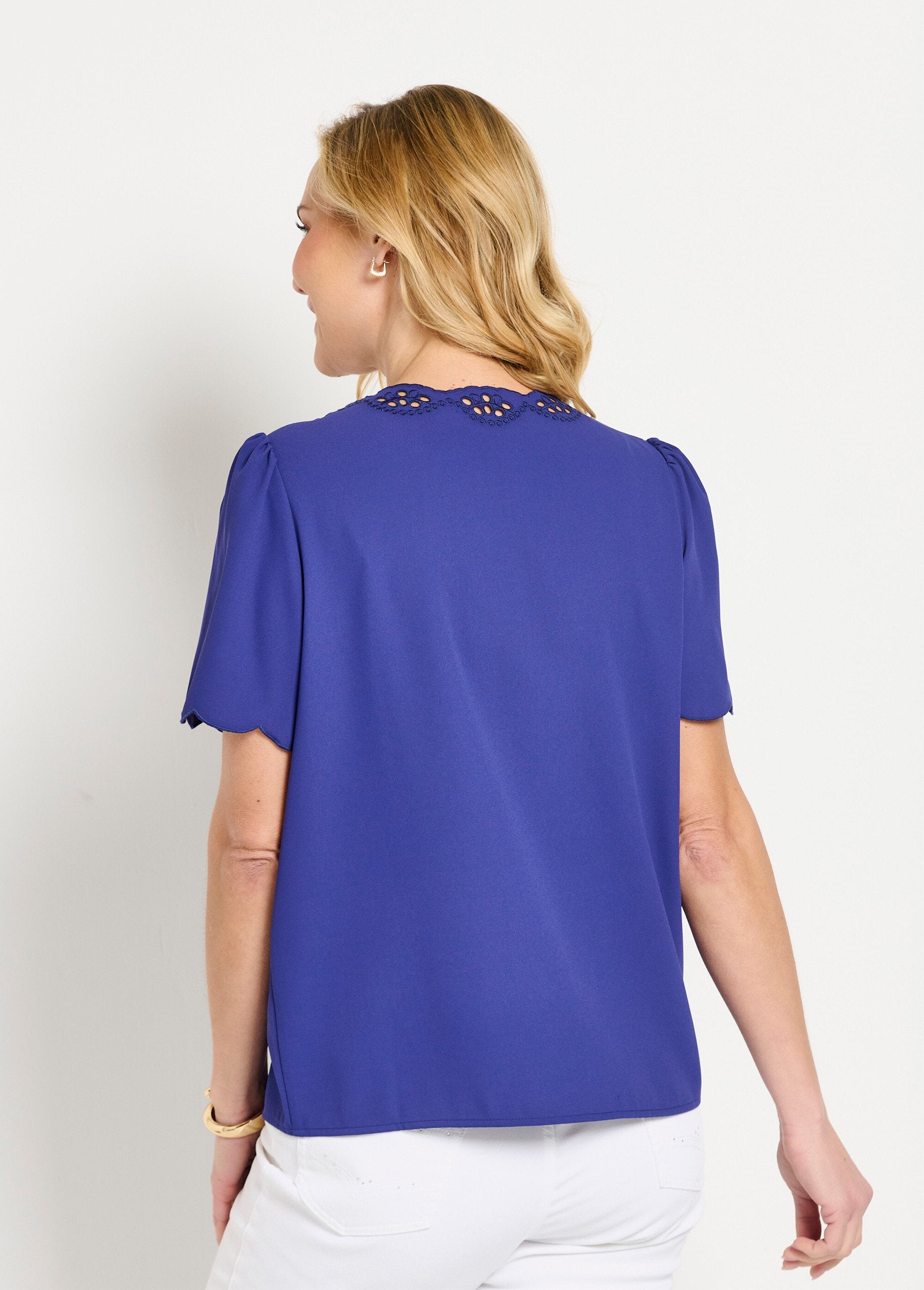 Lange_geborduurde_tuniek_met_effen_korte_mouwen_Marine_DO1_slim