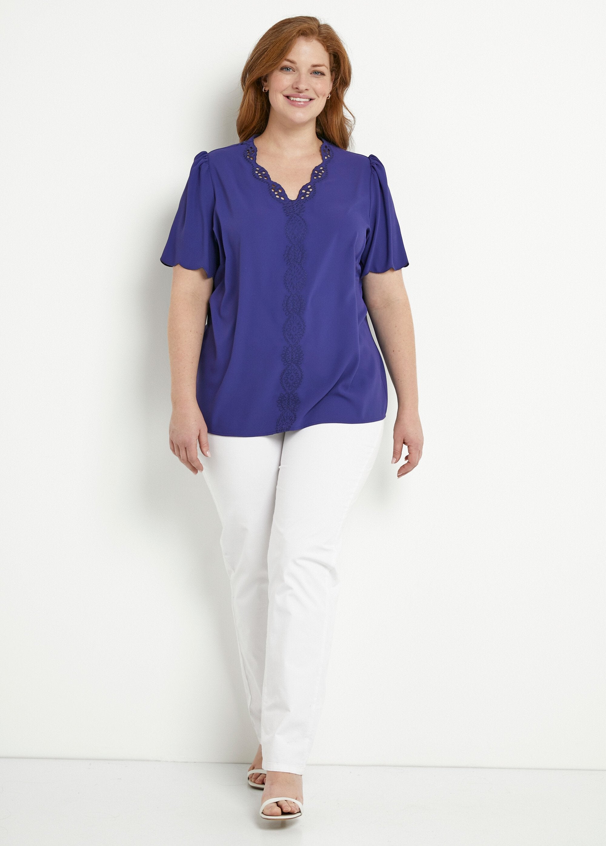 Lange_geborduurde_tuniek_met_effen_korte_mouwen_Marine_SF1_curvy