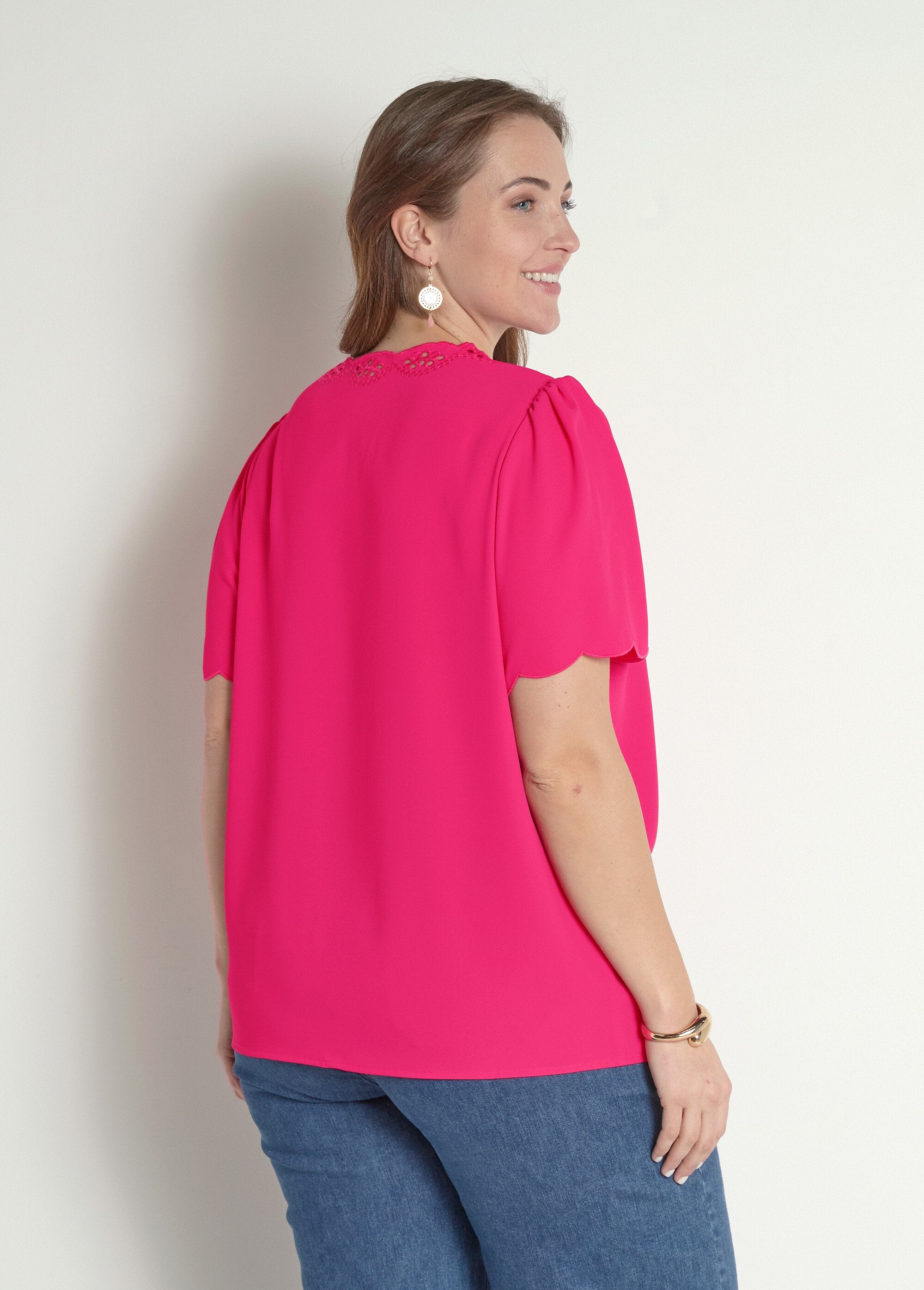 Lange_geborduurde_tuniek_met_effen_korte_mouwen_Fuchsia_DO1_curvy