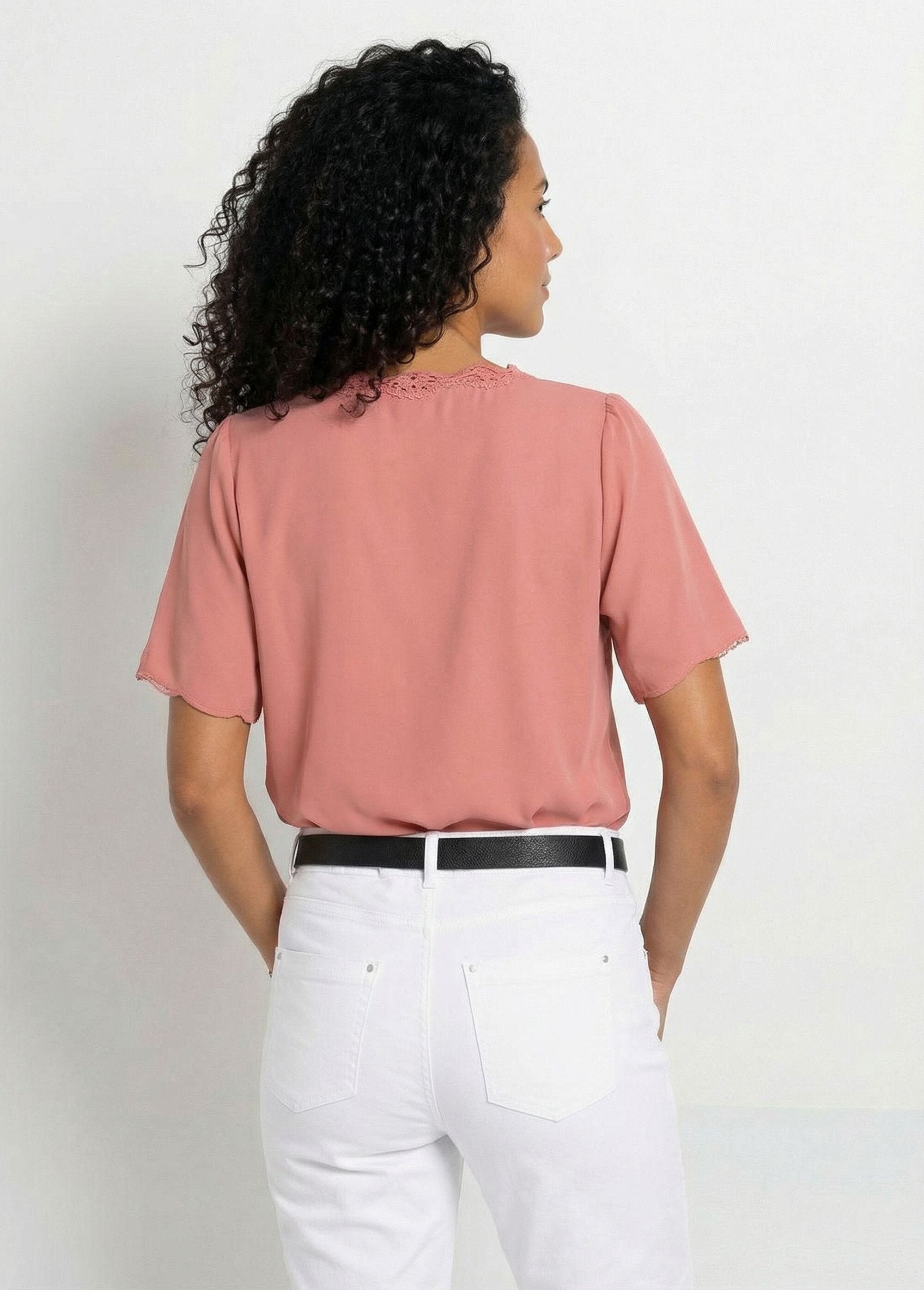 Lange_geborduurde_tuniek_met_effen_korte_mouwen_Terracotta_DO1_slim