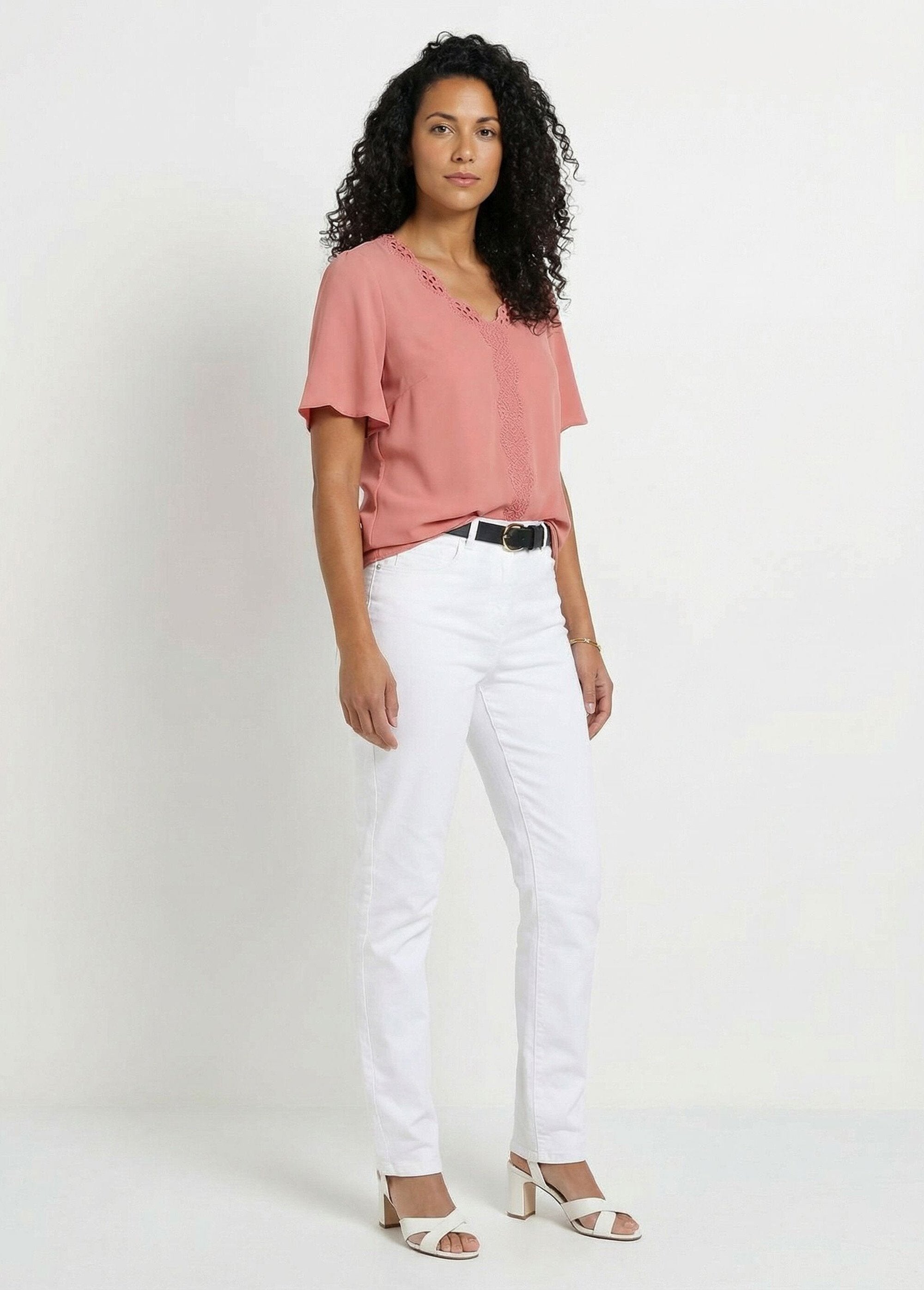 Lange_geborduurde_tuniek_met_effen_korte_mouwen_Terracotta_SF1_slim