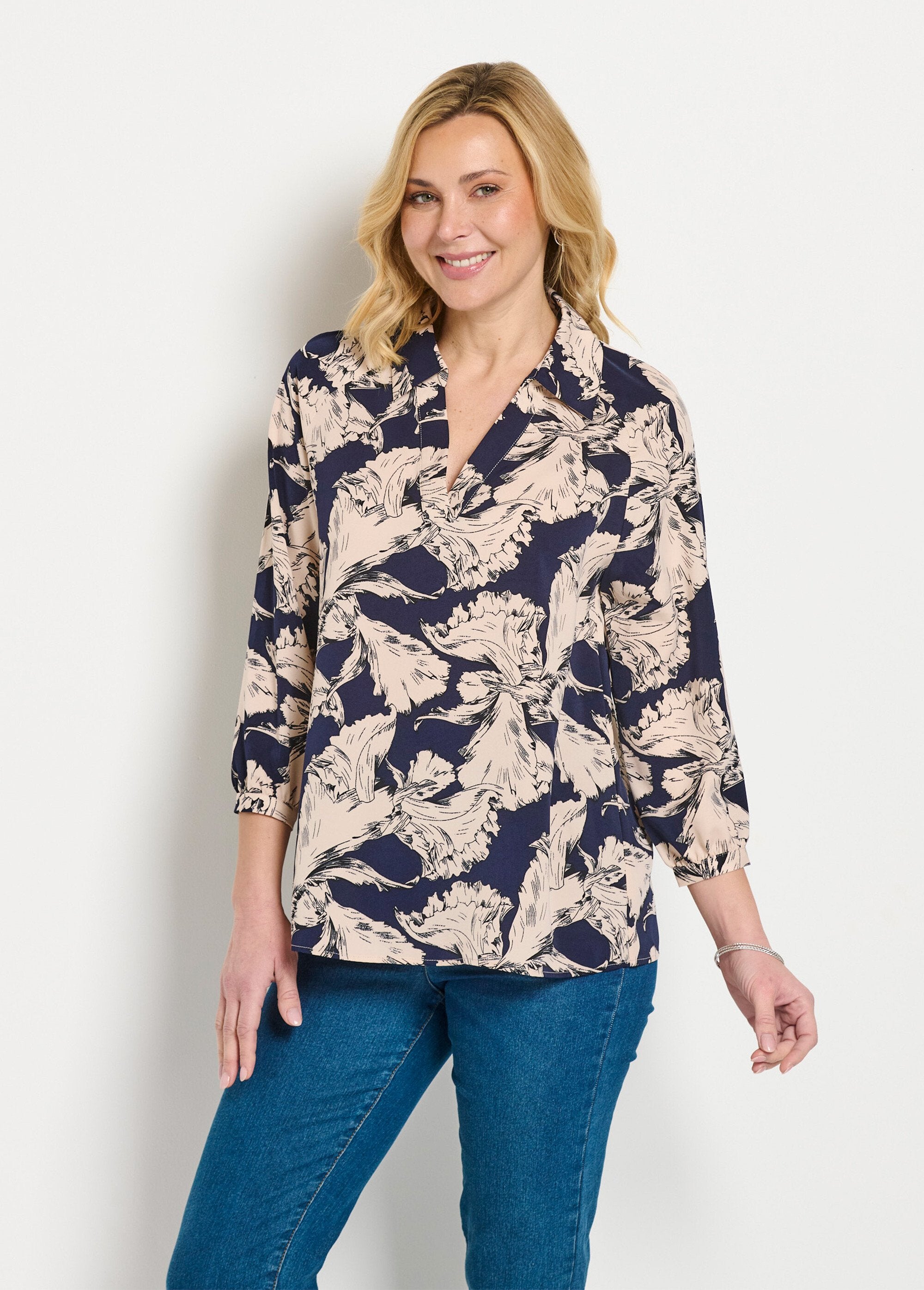 Lange_tuniek_met_grafische_overhemdkraag_Marine_et_blanc_FA1_slim