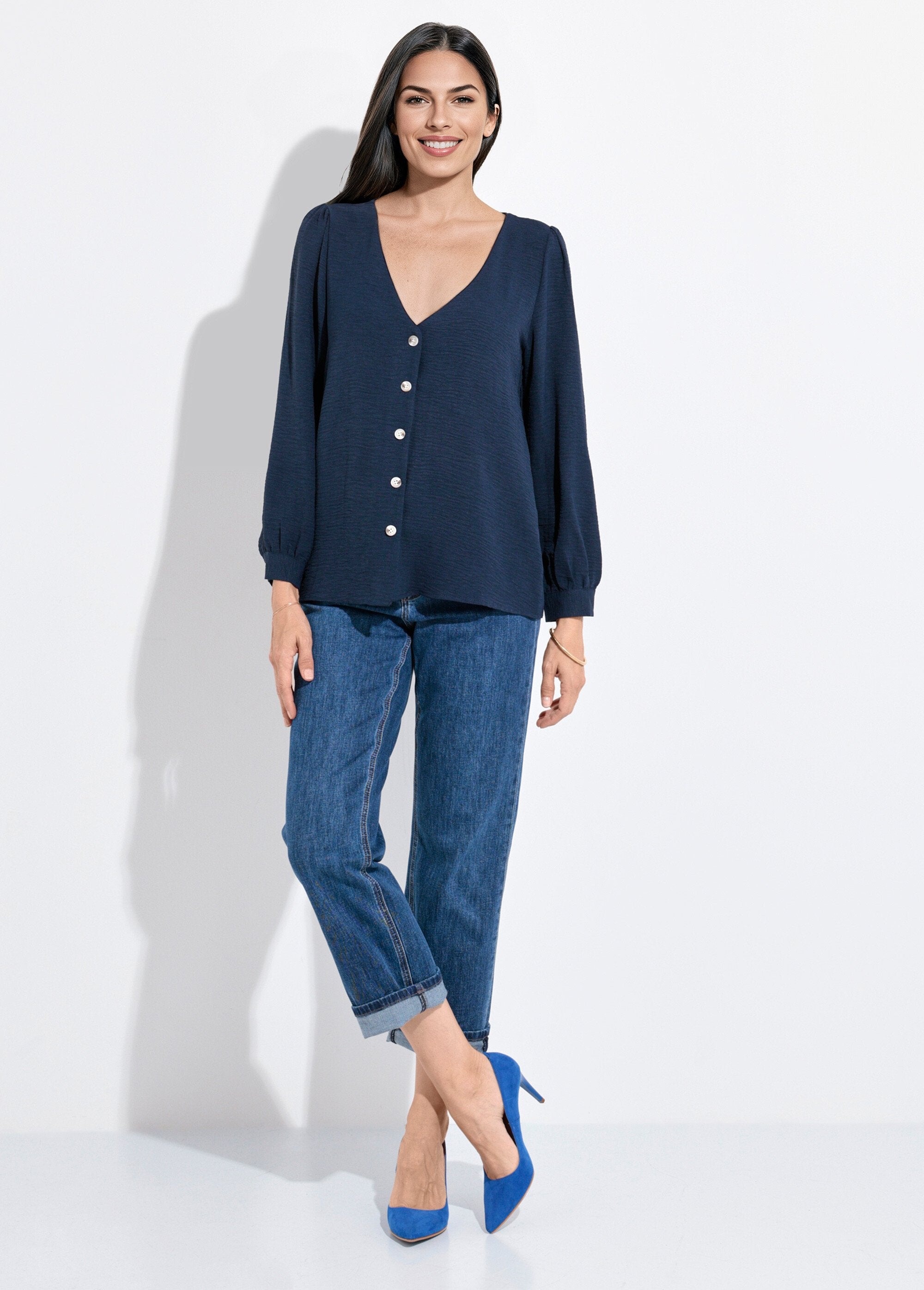 Tuniek_met_V-hals_en_reliëfknoopsluiting_Marine_SF1_slim